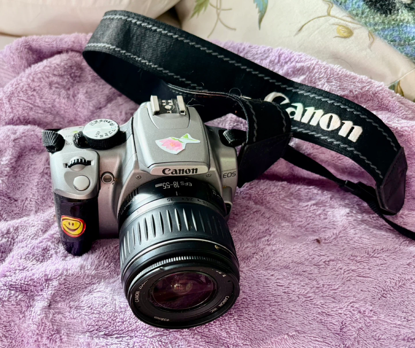 Canon EOS Rebel XT 350D Digital Camera with EF-S 18-55mm Lens