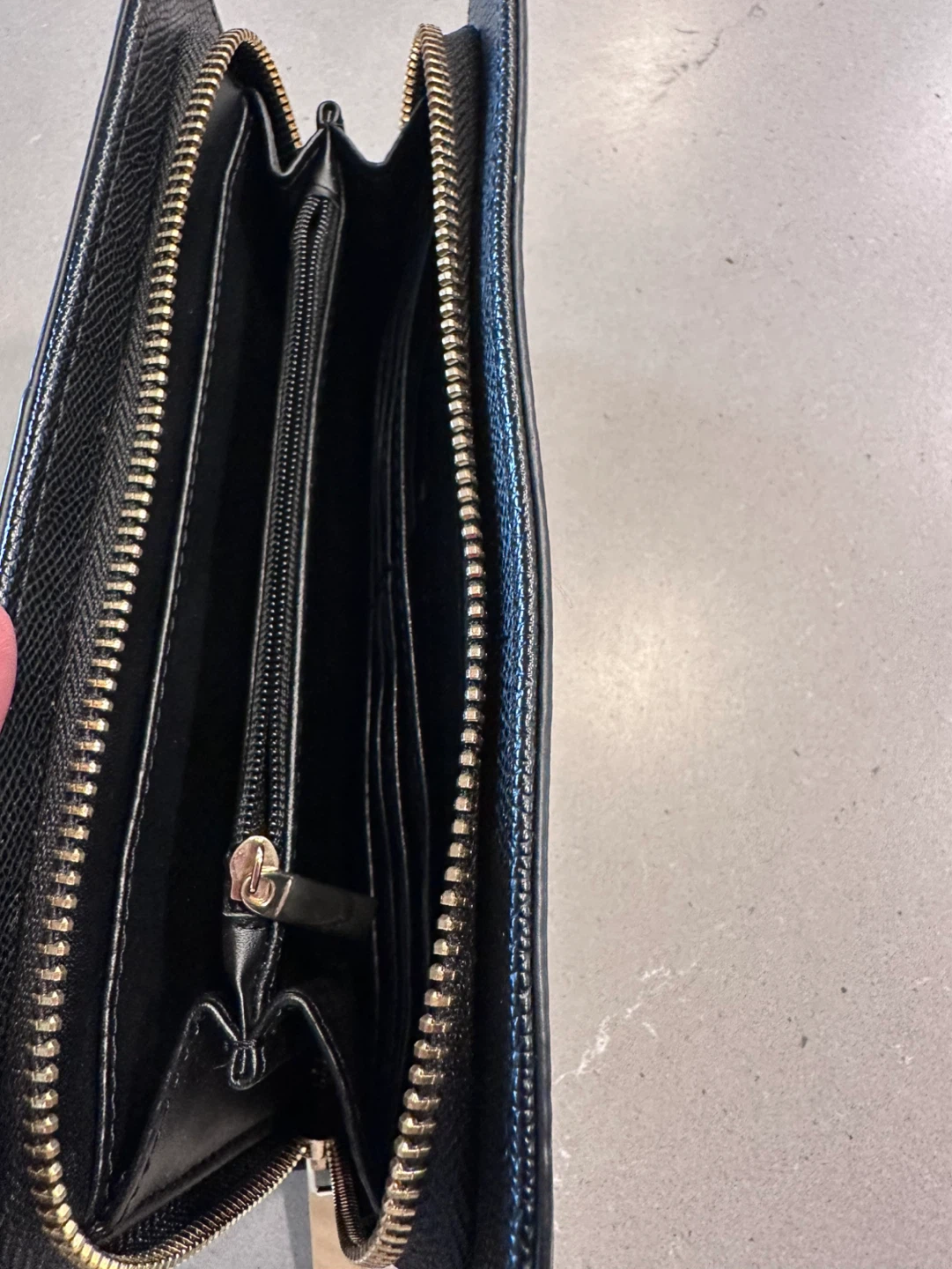 ALDO Black Faux Leather Zip Around Wallet - photo 4
