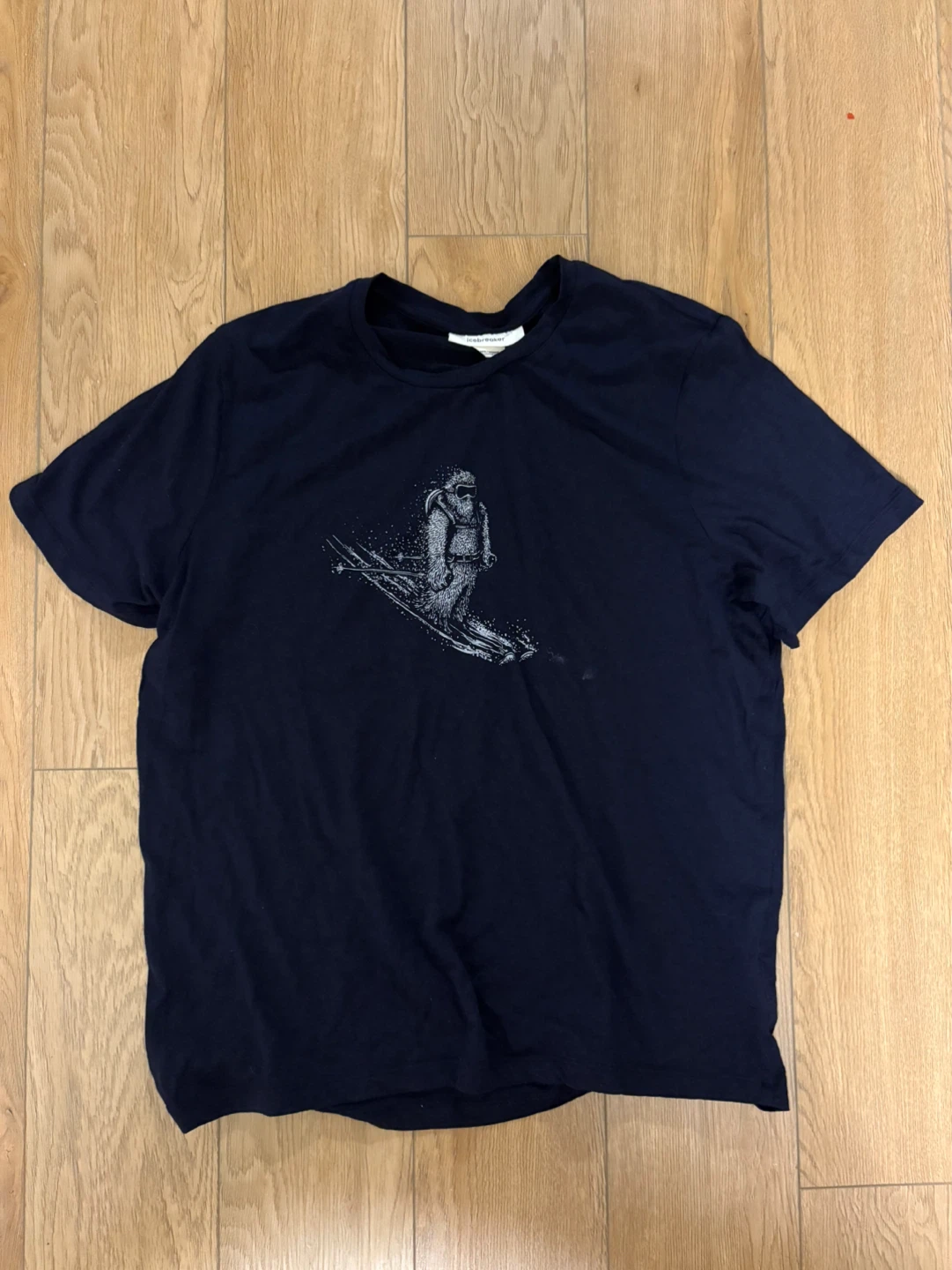 Icebreaker Navy blue Yeti graphic tee