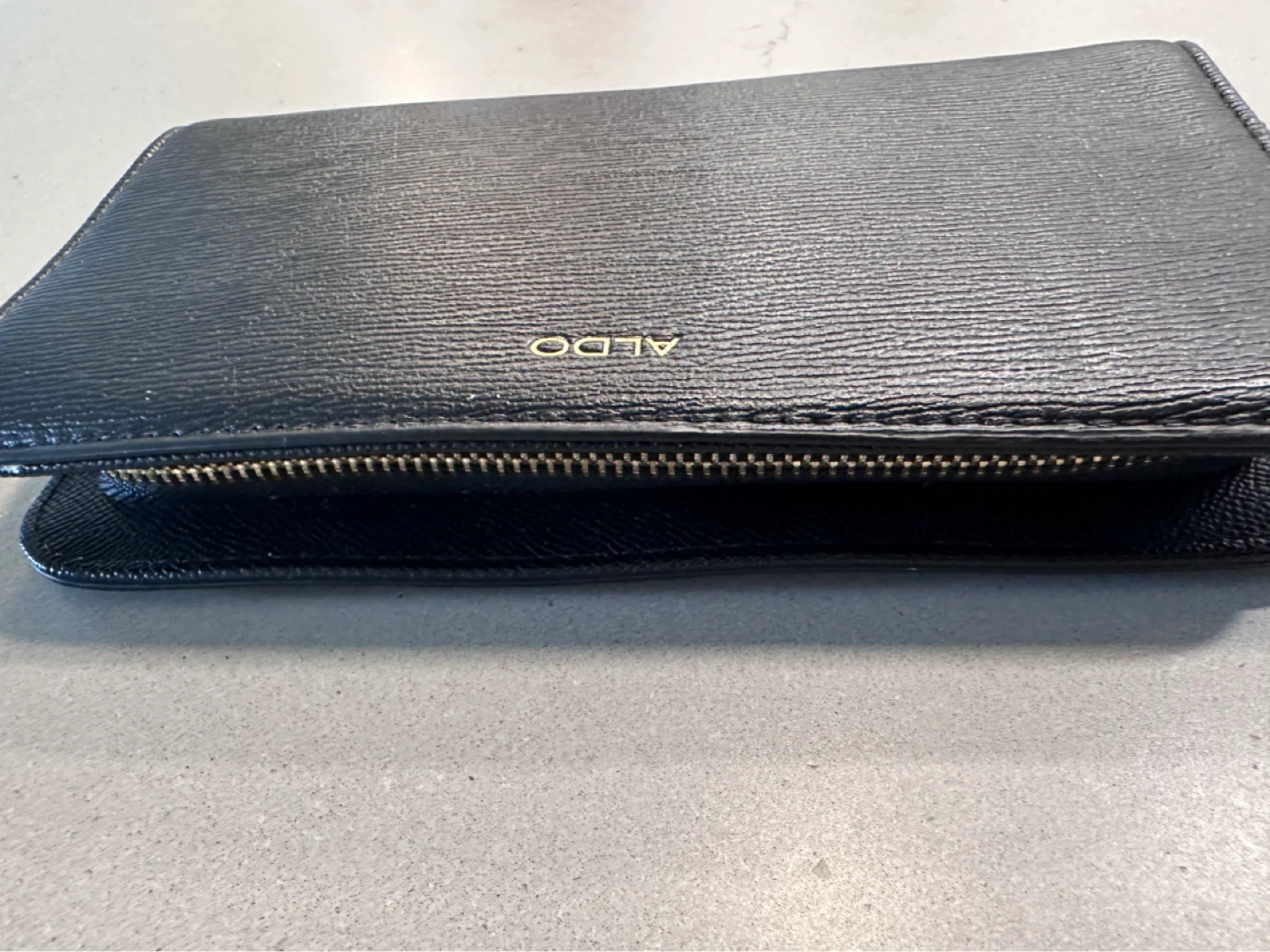 Michael Kors Zip Around Wallet - photo 2