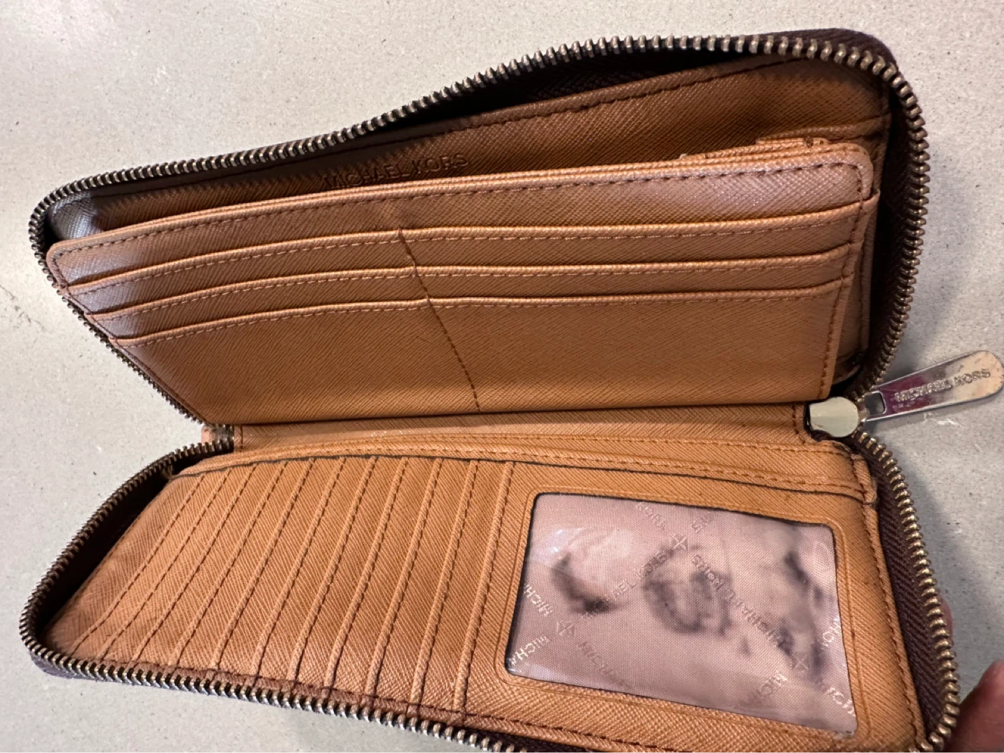 Michael Kors Zip Around Wallet - photo 3