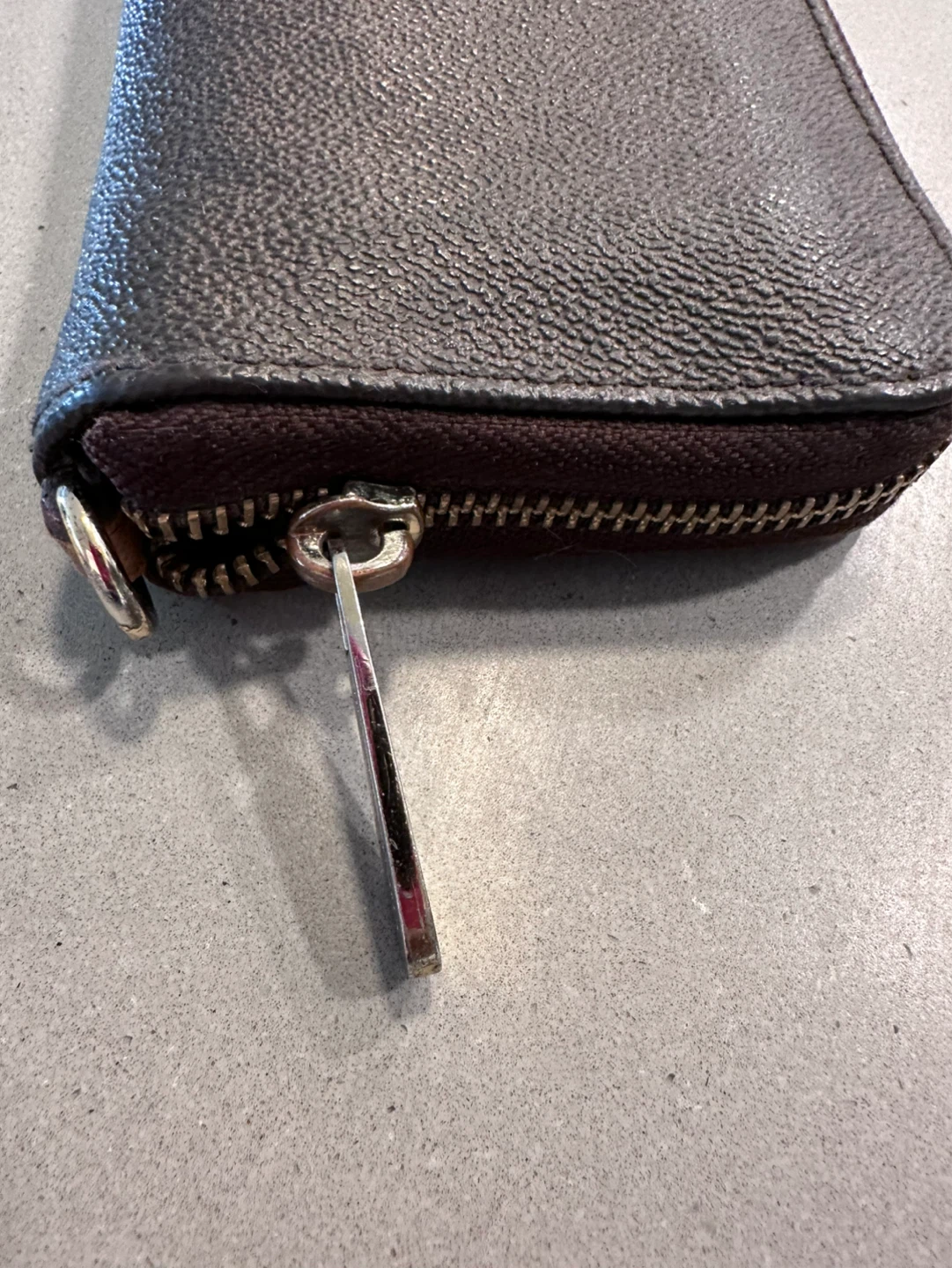 Michael Kors Zip Around Wallet - photo 5