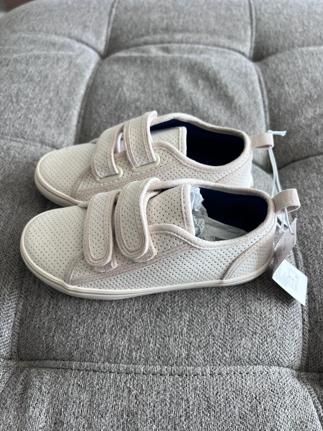 Sneakers Old Navy Kids- Size 9