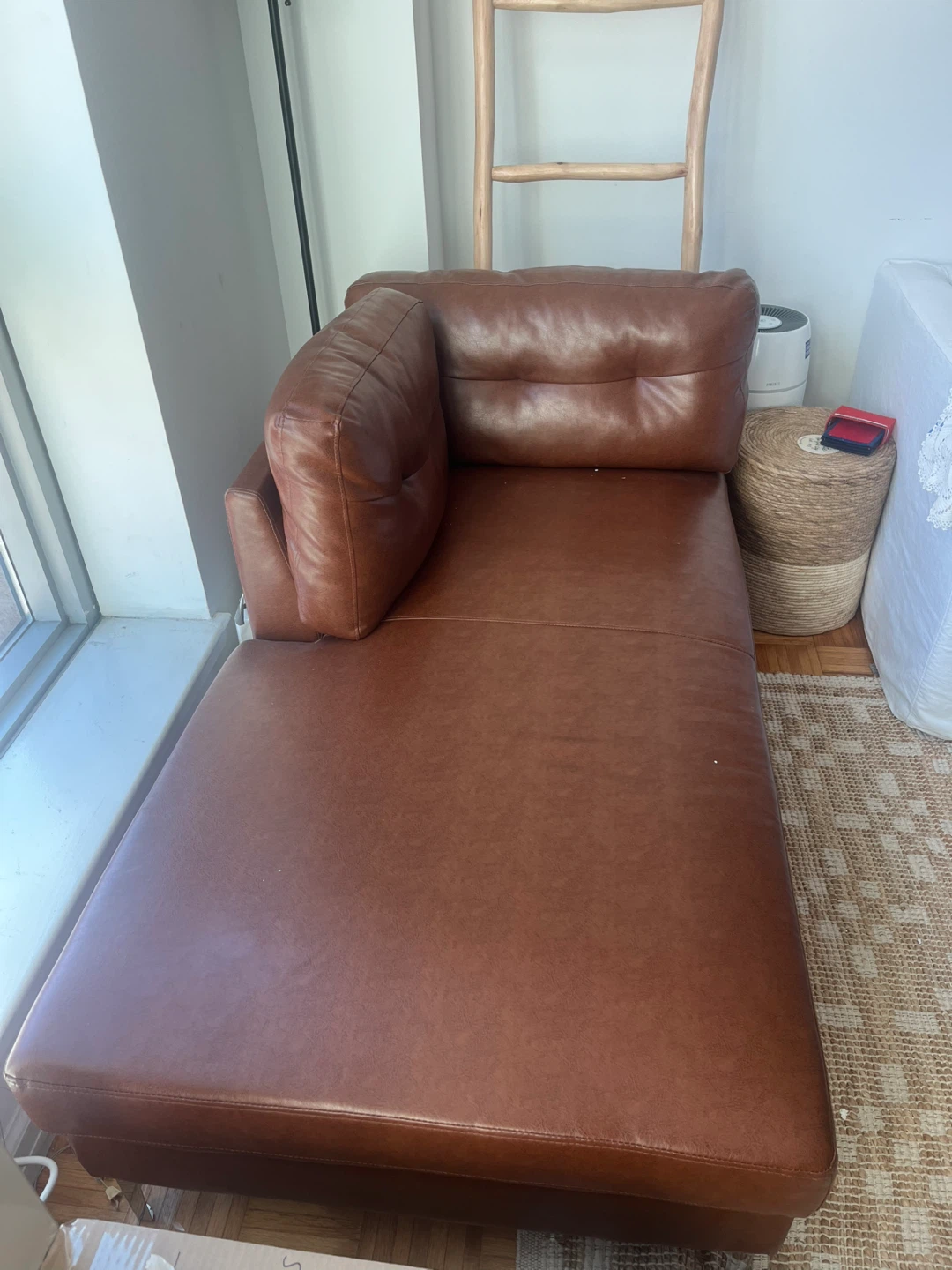Brown Leather Chaise Lounge - photo 5