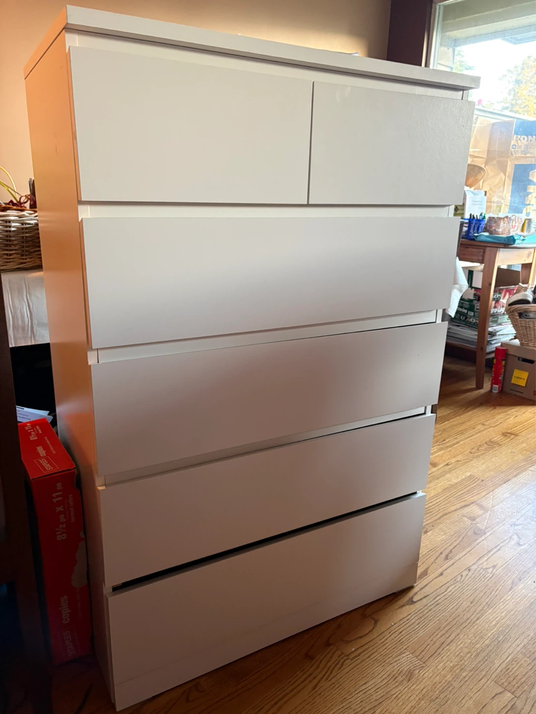 Somewhat Broken IKEA MALM 6-drawer dresser - photo 4