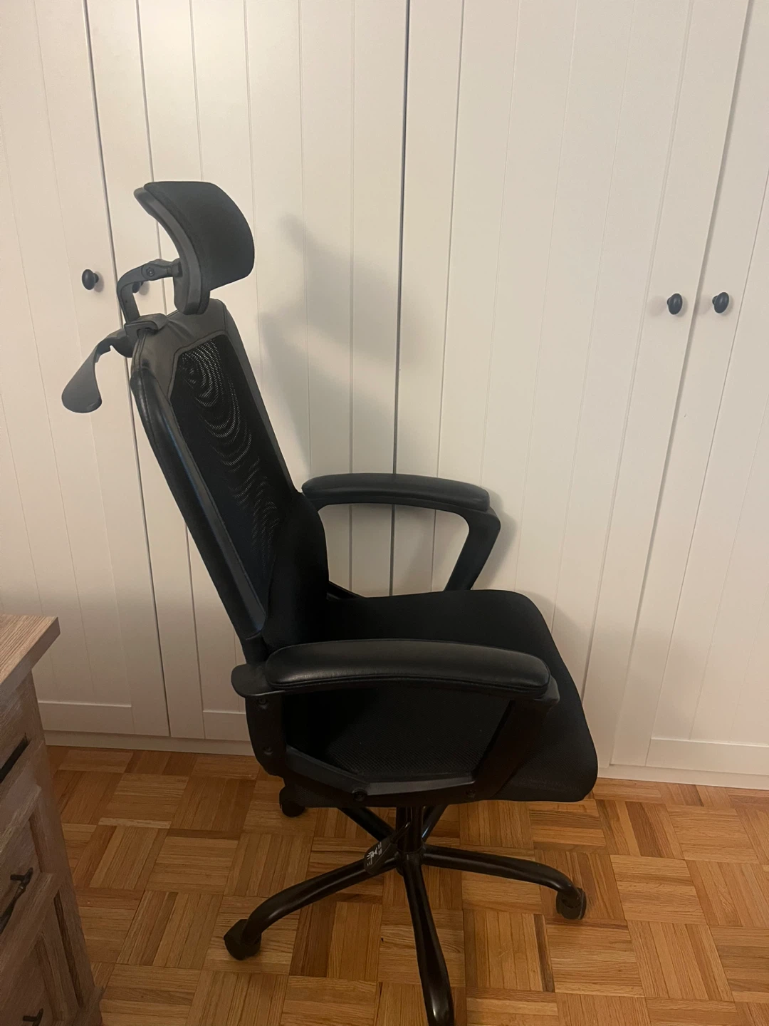 Black Ergonomic Office Chair with Headrest - photo 4