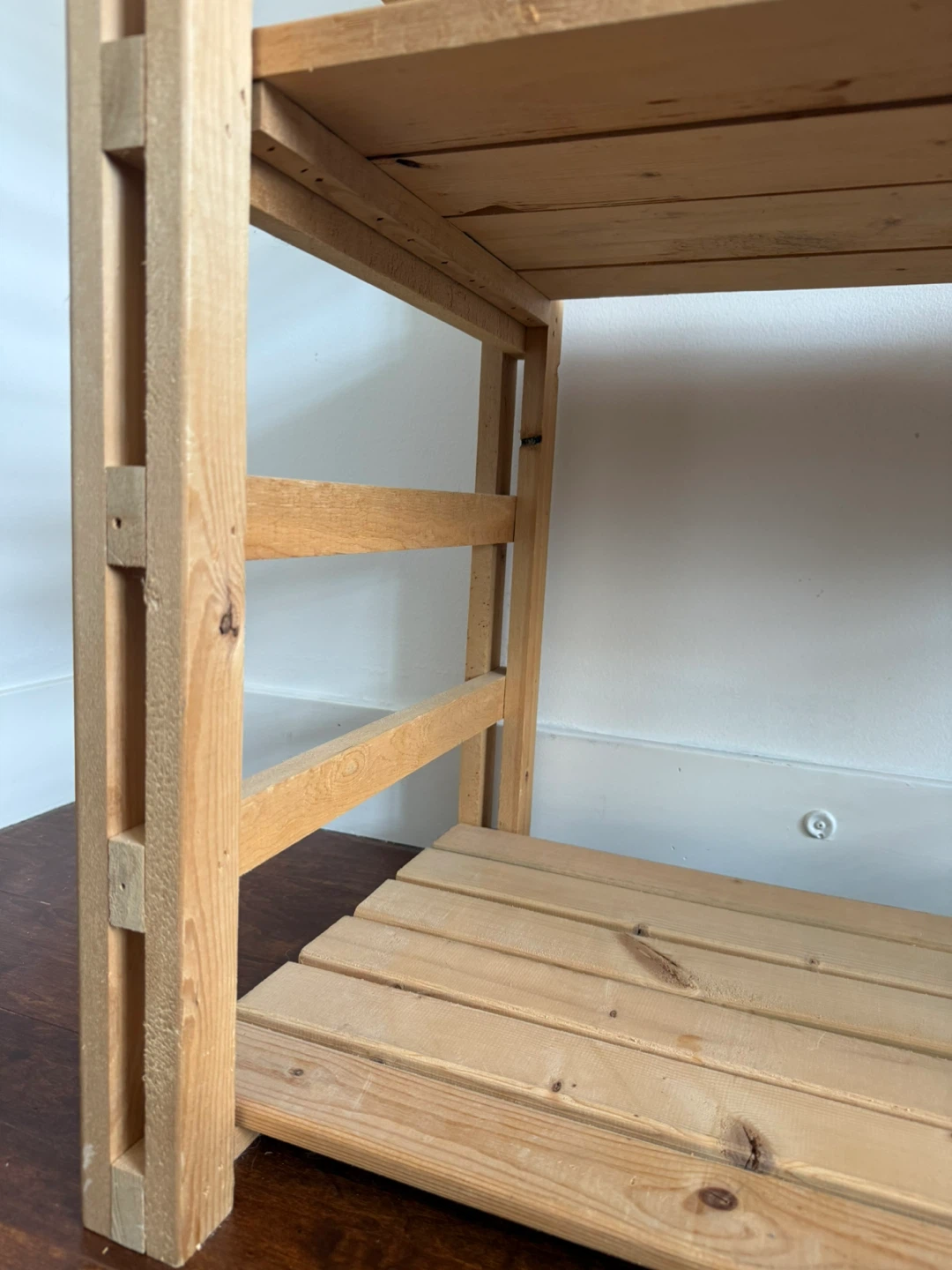 Wooden 3-Tier Shelf Unit - photo 5