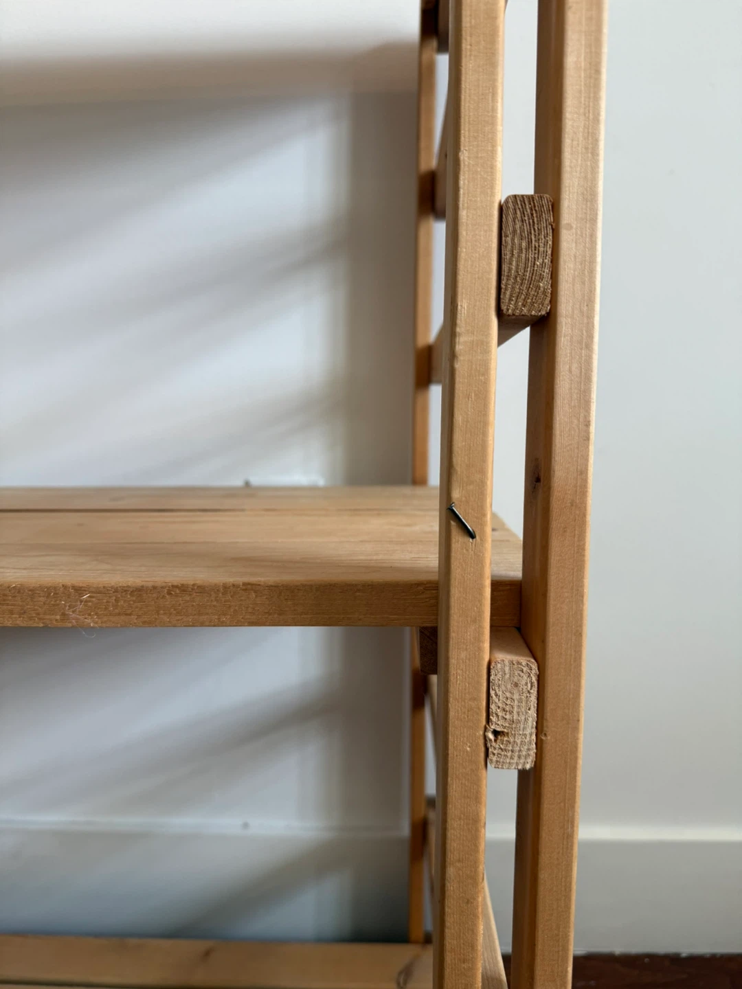 Wooden 3-Tier Shelf Unit - photo 4