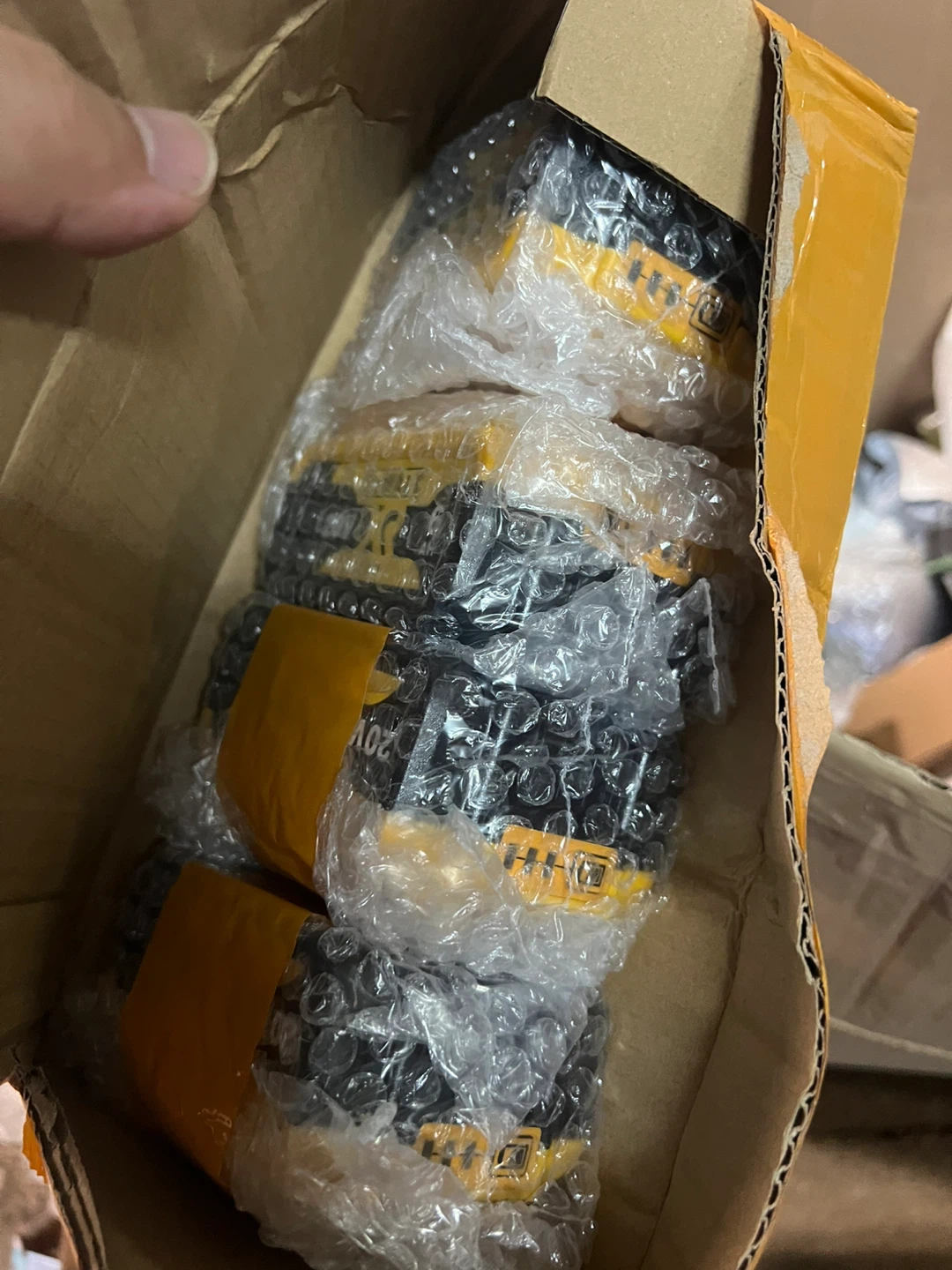 DeWalt 20V 6.0Ah Li-ion Battery - photo 2