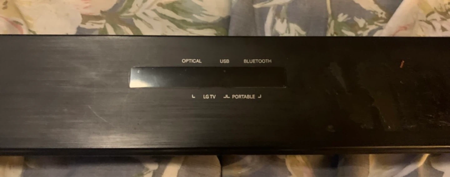 LG Sound Bar - photo 2