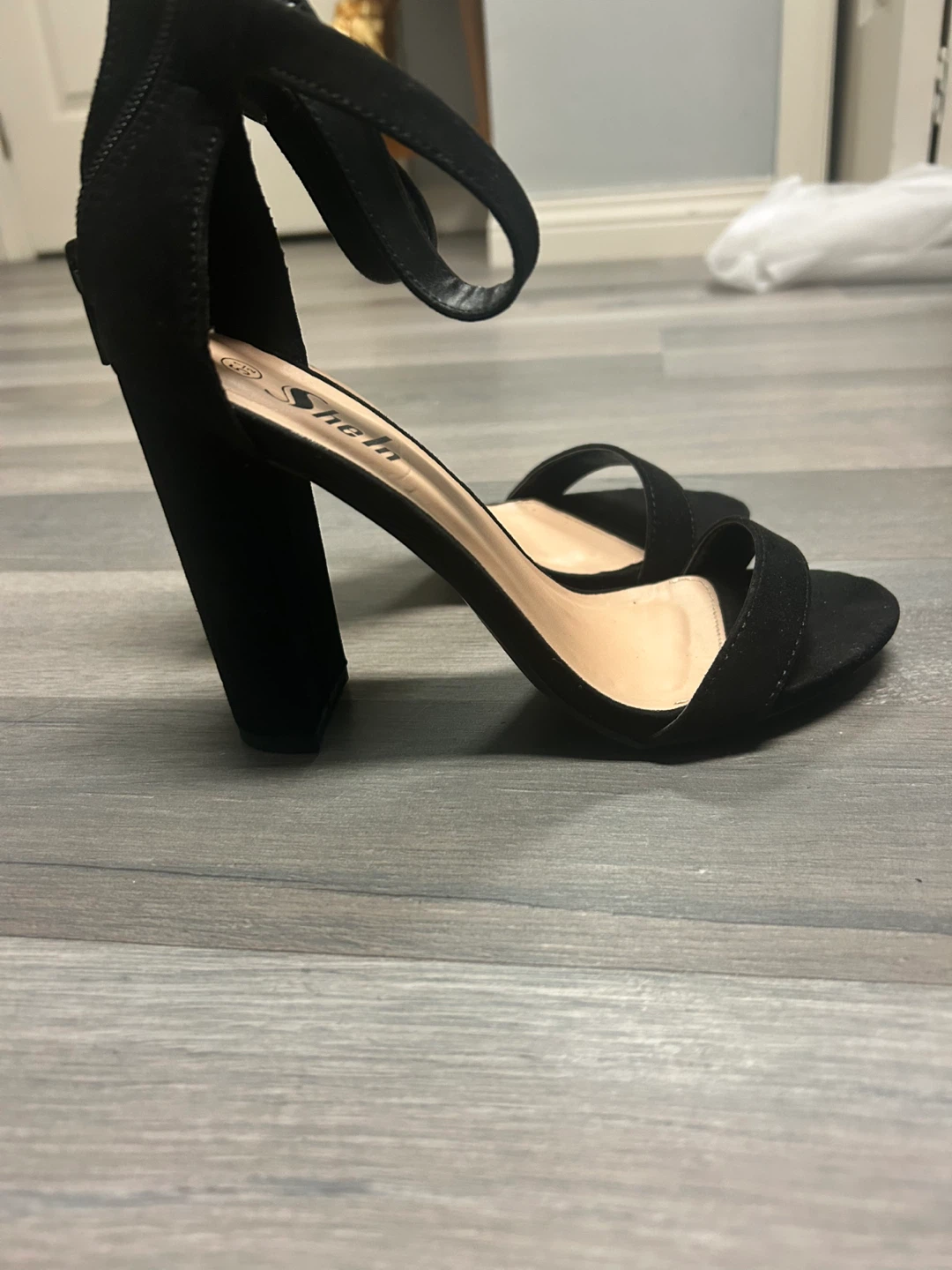 Black Suede Block Heels - photo 2
