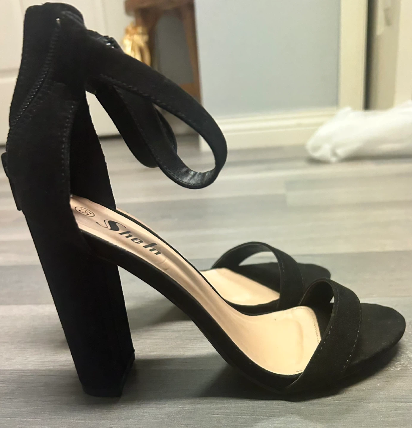 Black Suede Block Heels - photo 3