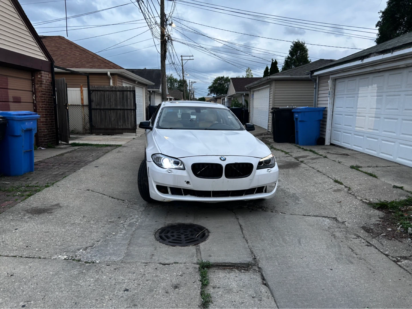 White 2013 BMW 528i Sedan
