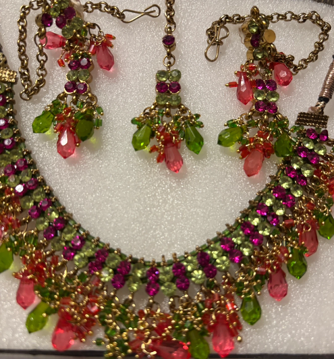 Handcrafted Indian Jewellery Set - Necklace, Earrings & Tikka - photo 2