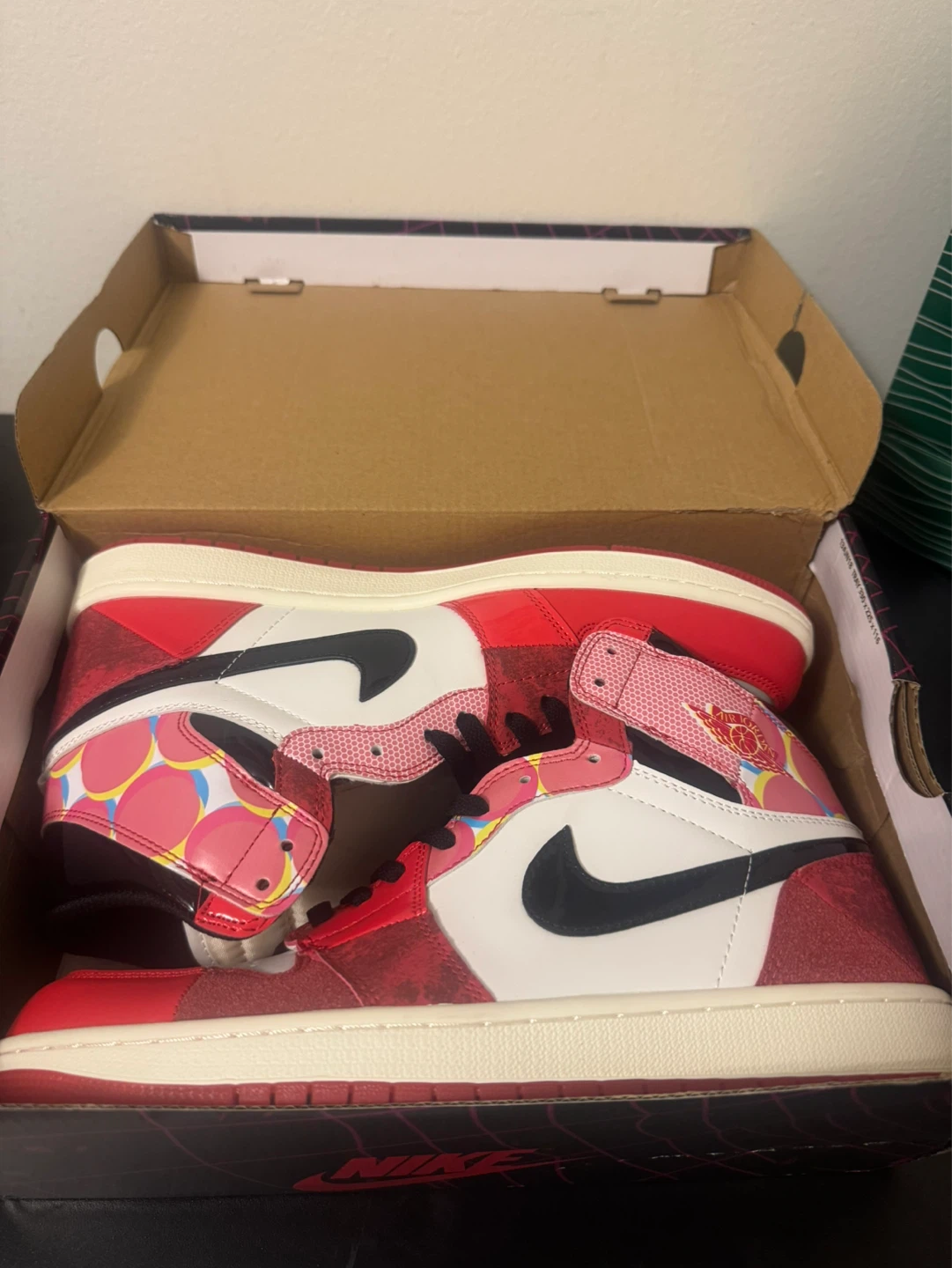 Limited Edition Box Spider-Verse Jordan 1s Size 11 Mens - photo 4