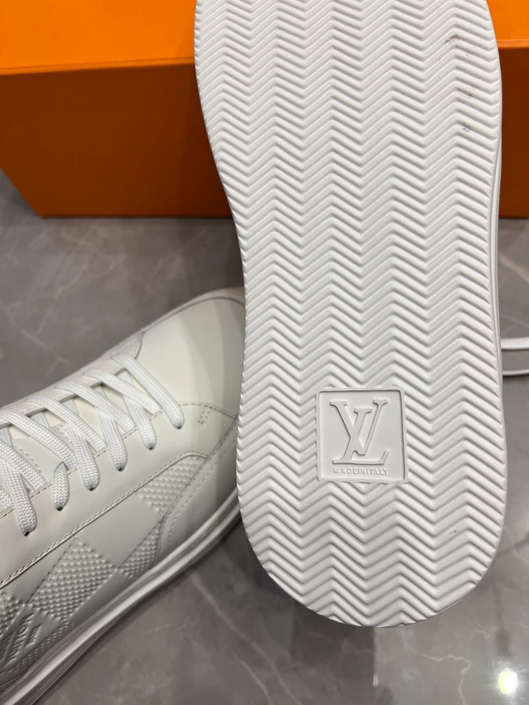 Louis Vuitton White Sneakers - photo 5