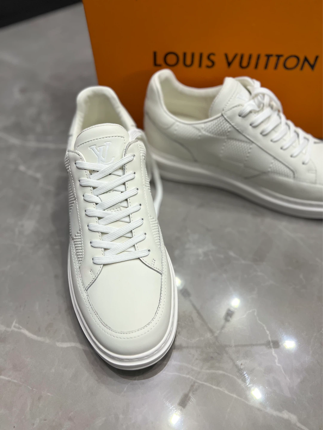 Louis Vuitton White Sneakers - photo 4