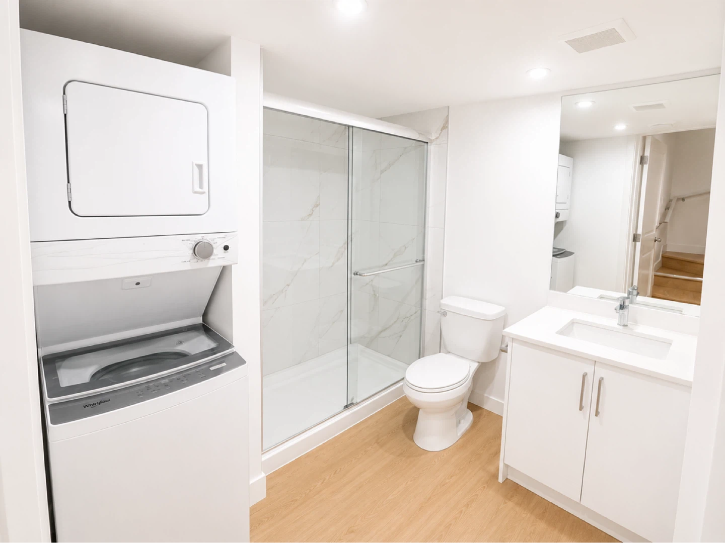 1 Bed 1 Bath Brand New Legal Basement - photo 3
