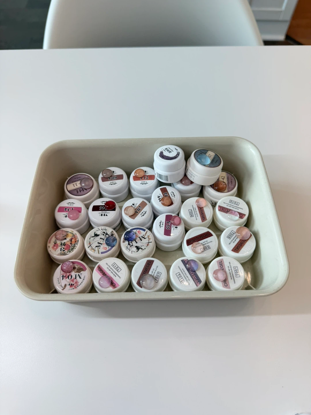 Full set nail kit with polish gels - photo 4
