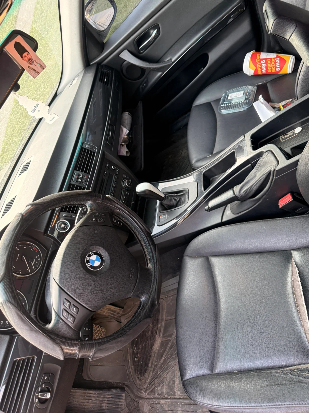 Black BMW 328i Sedan - photo 3