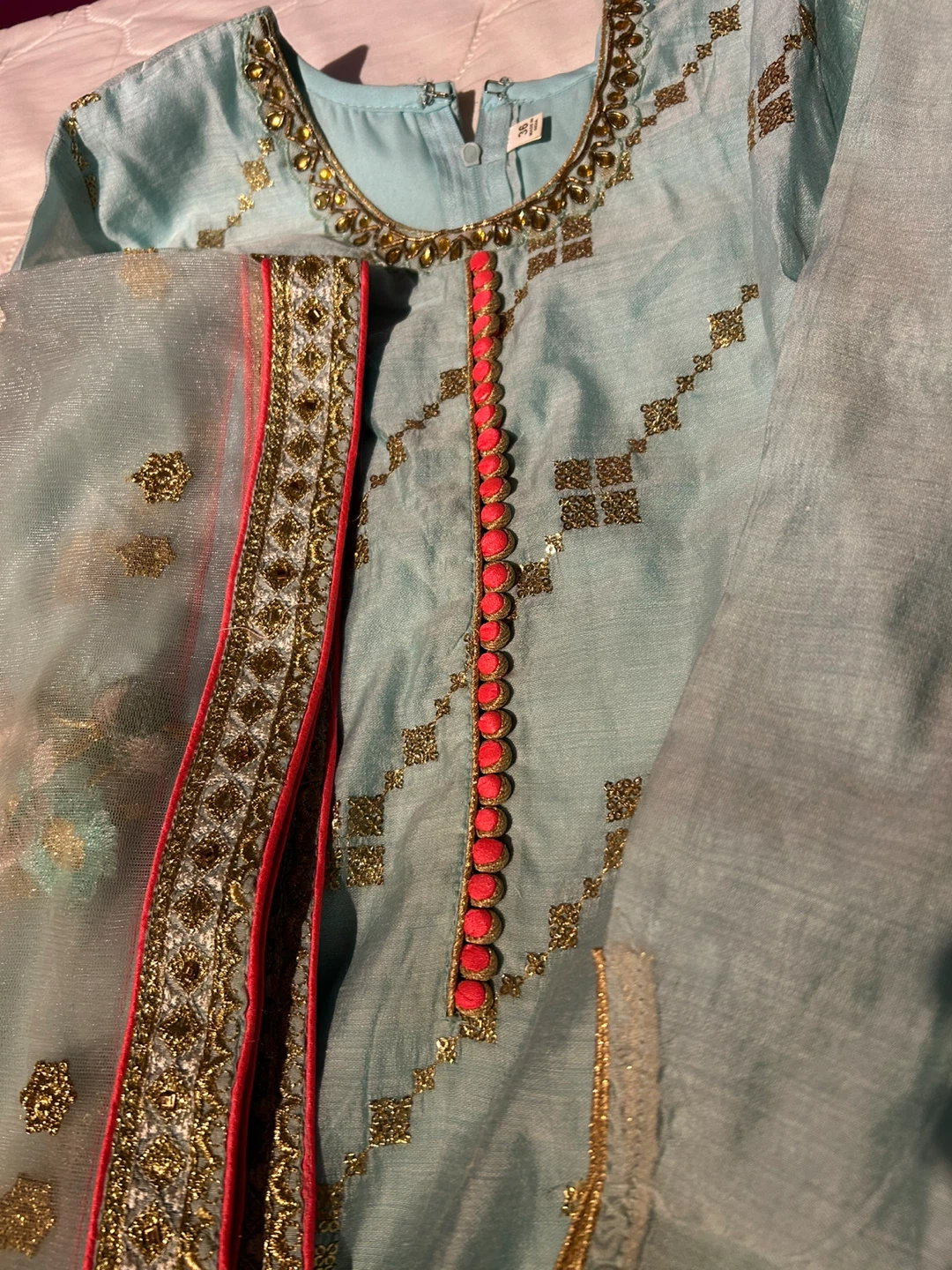Light Blue Embroidered Kurti with Dupatta - photo 2