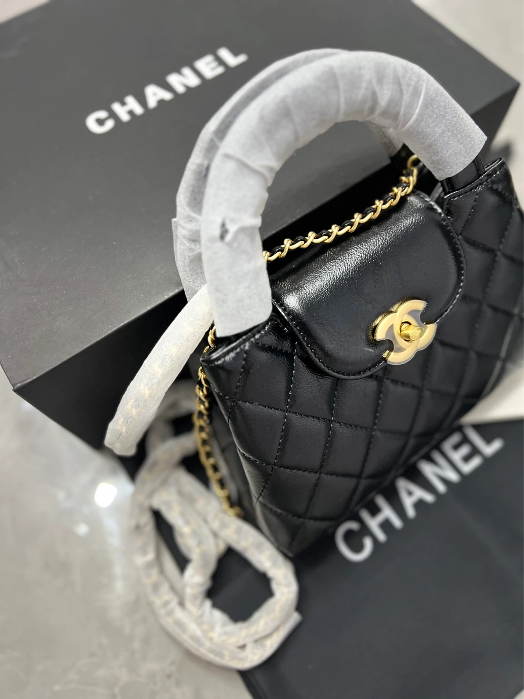 CHANEL Small Black Quilted Handbag with Top Handle - photo 2