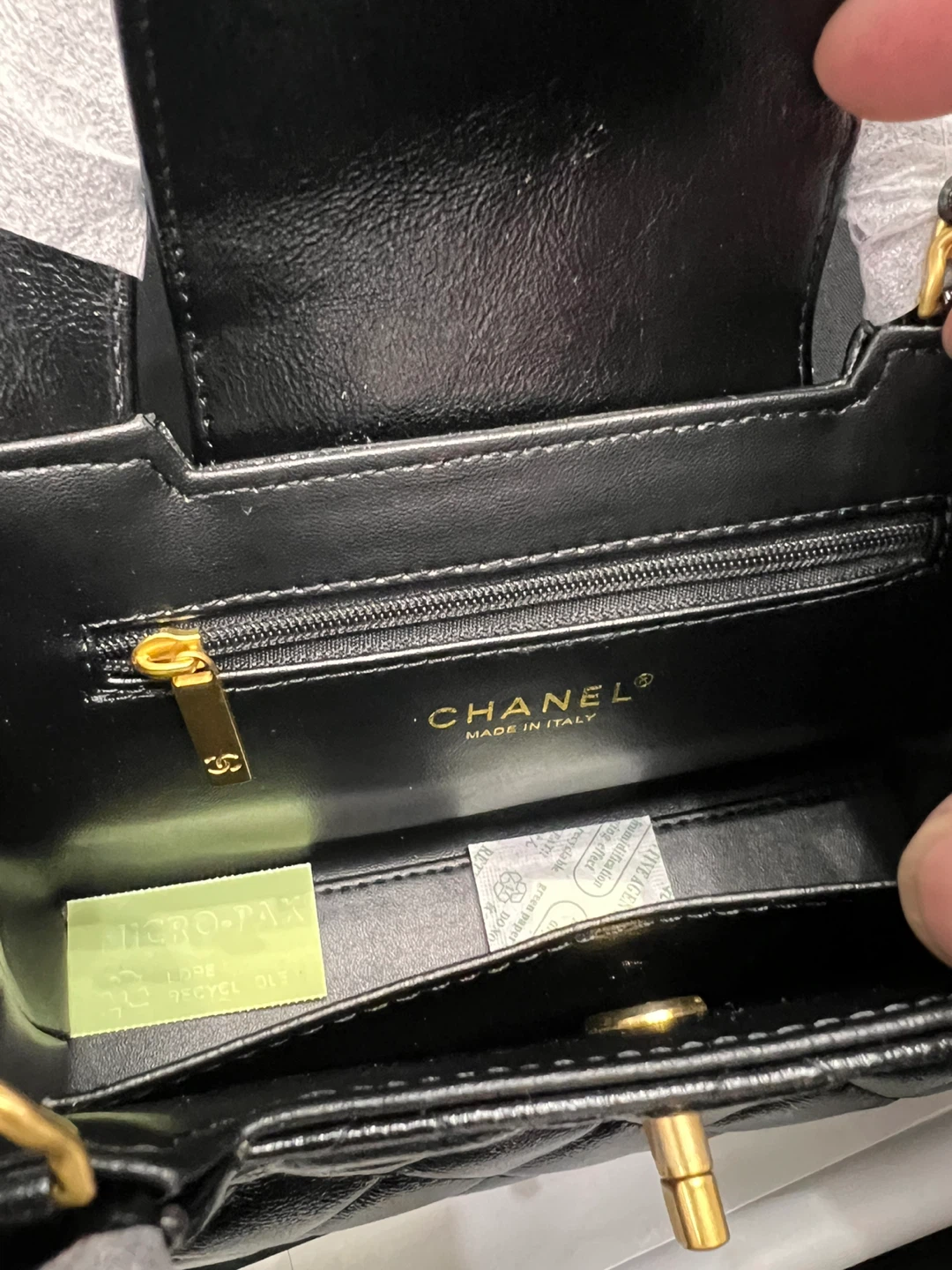CHANEL Small Black Quilted Handbag with Top Handle - photo 5