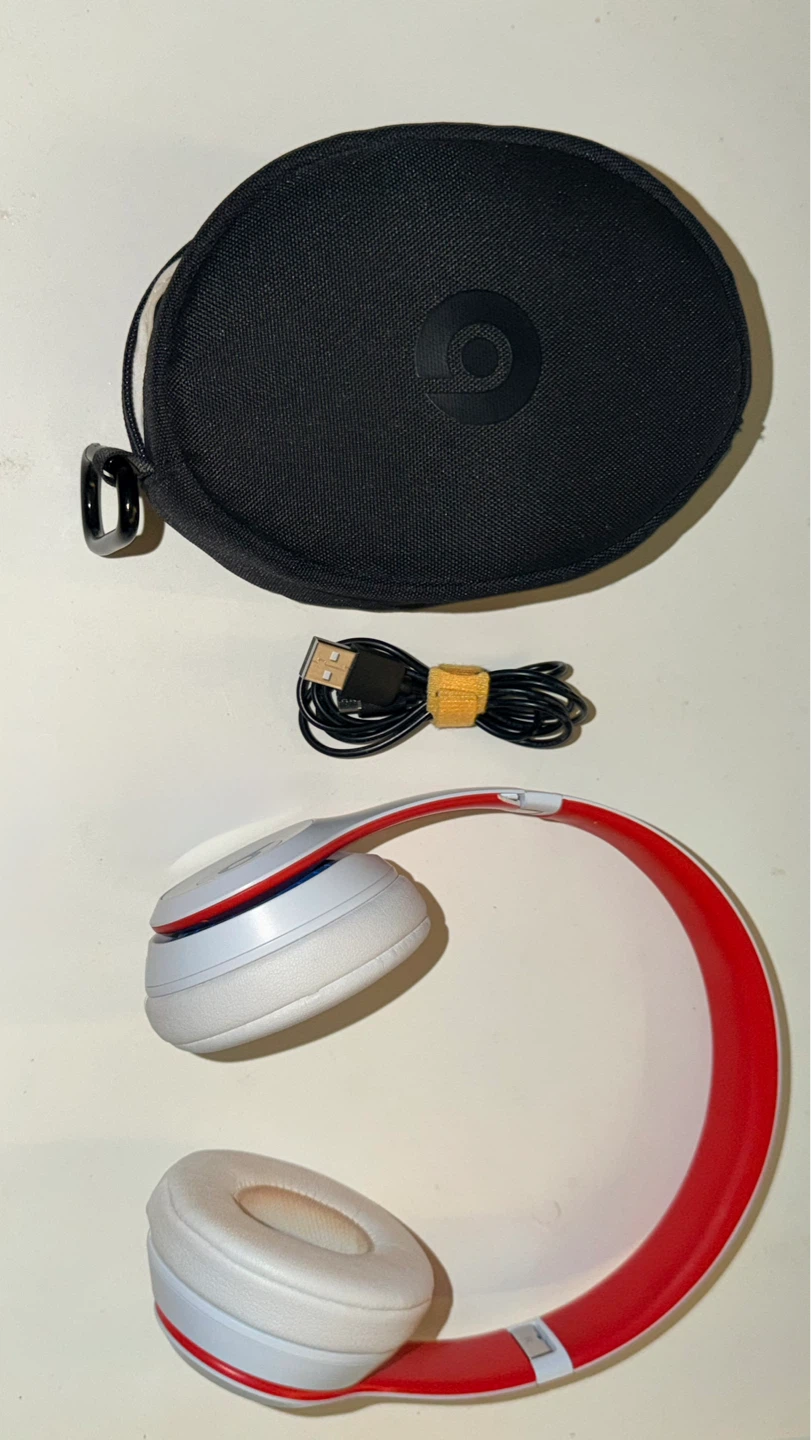 Beats Solo3 Wireless Headphones - Red/Blue/White - photo 5
