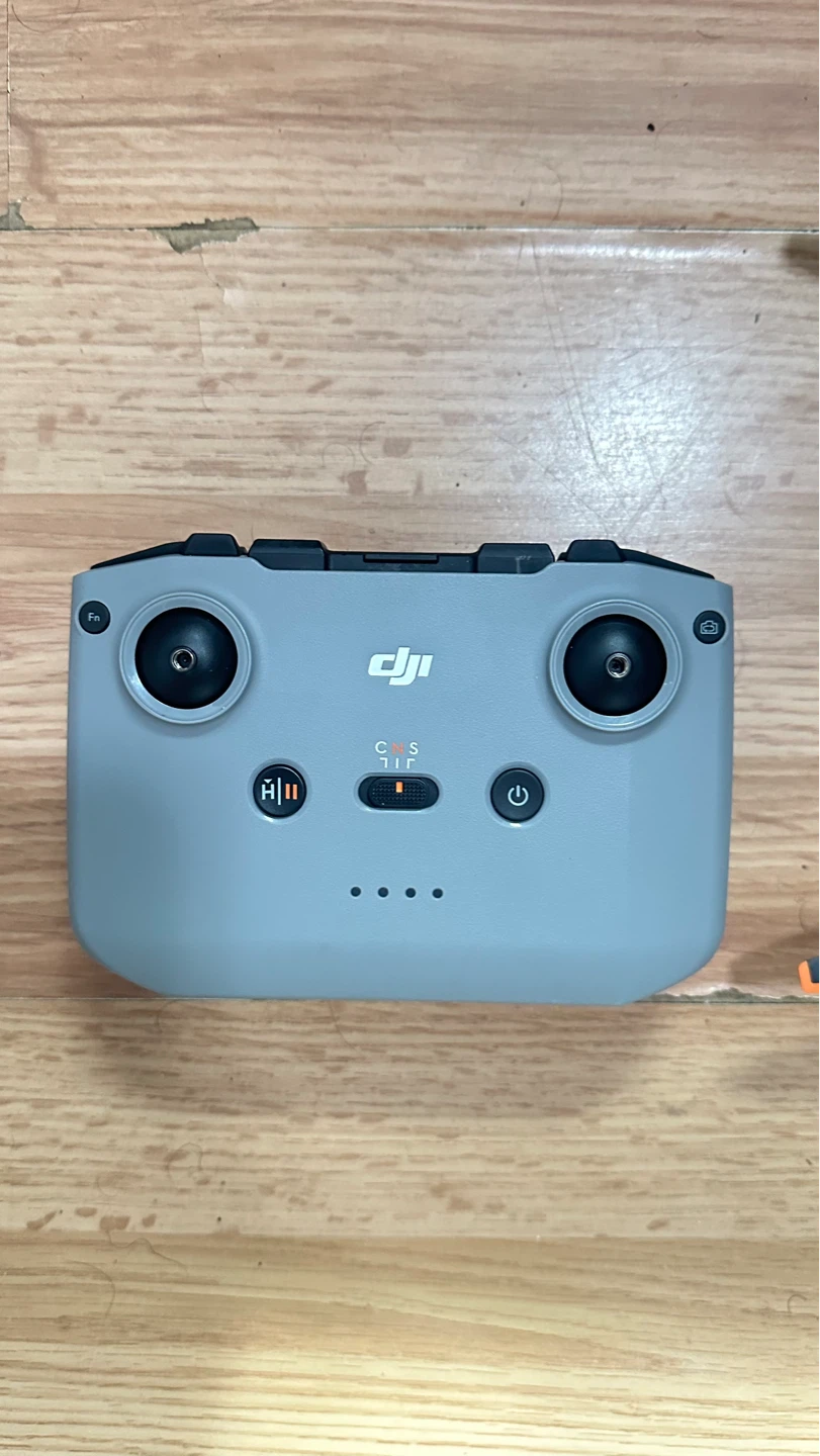 DJI Mini 4 Pro Drone with Controller and Accessories - photo 4