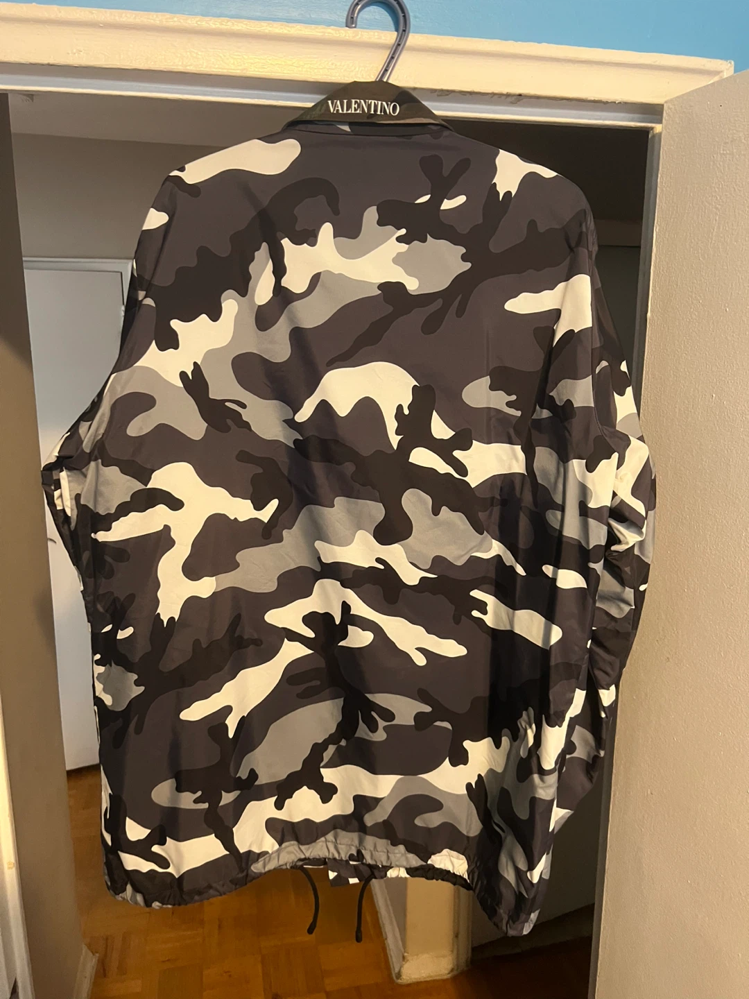 Valentino Camo Windbreaker Jacket – Size 54 (US 44) - photo 2