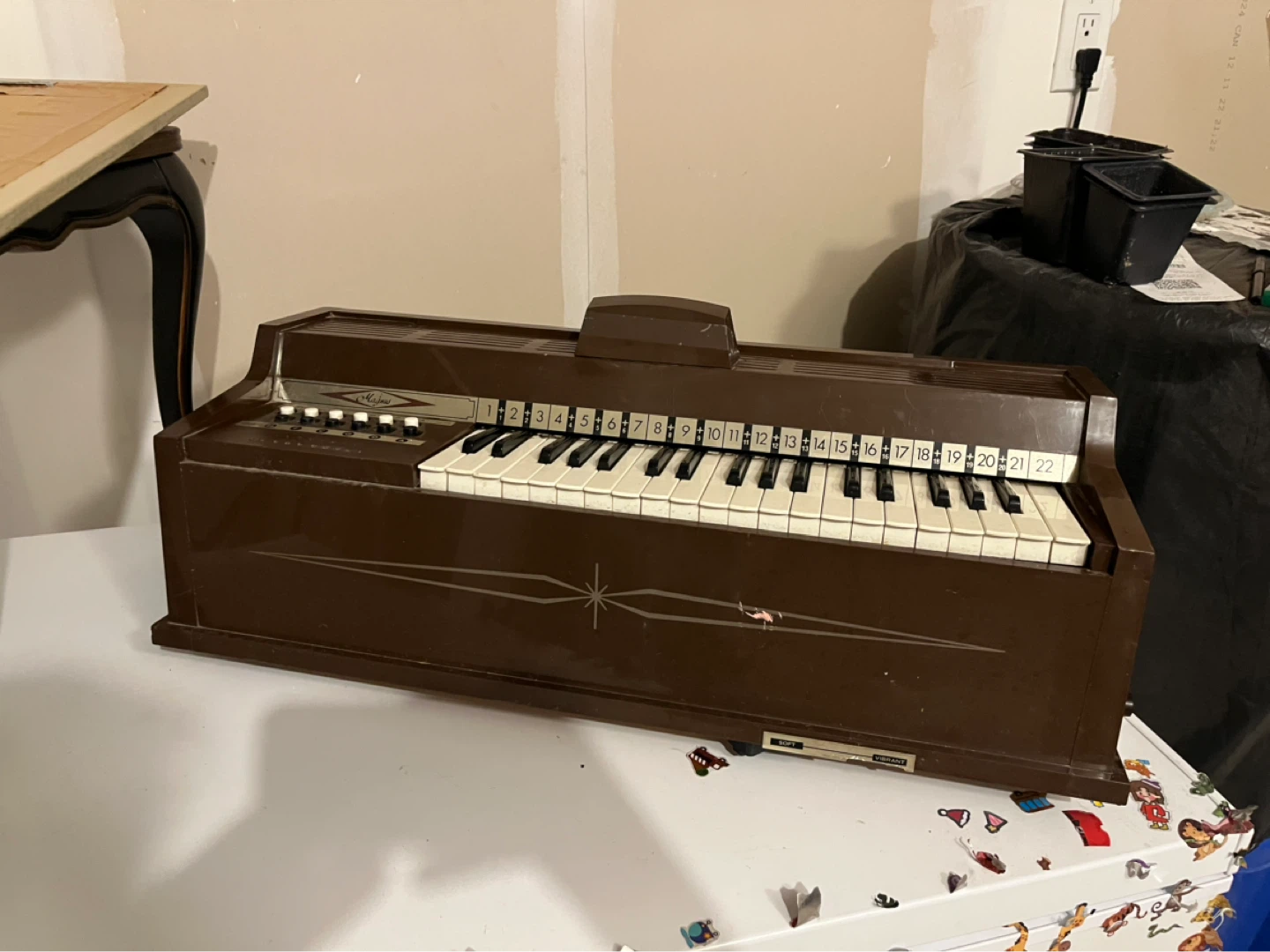 VINTAGE Magnus Electric Chord Organ (1950s-60s) (Does Not Work)
