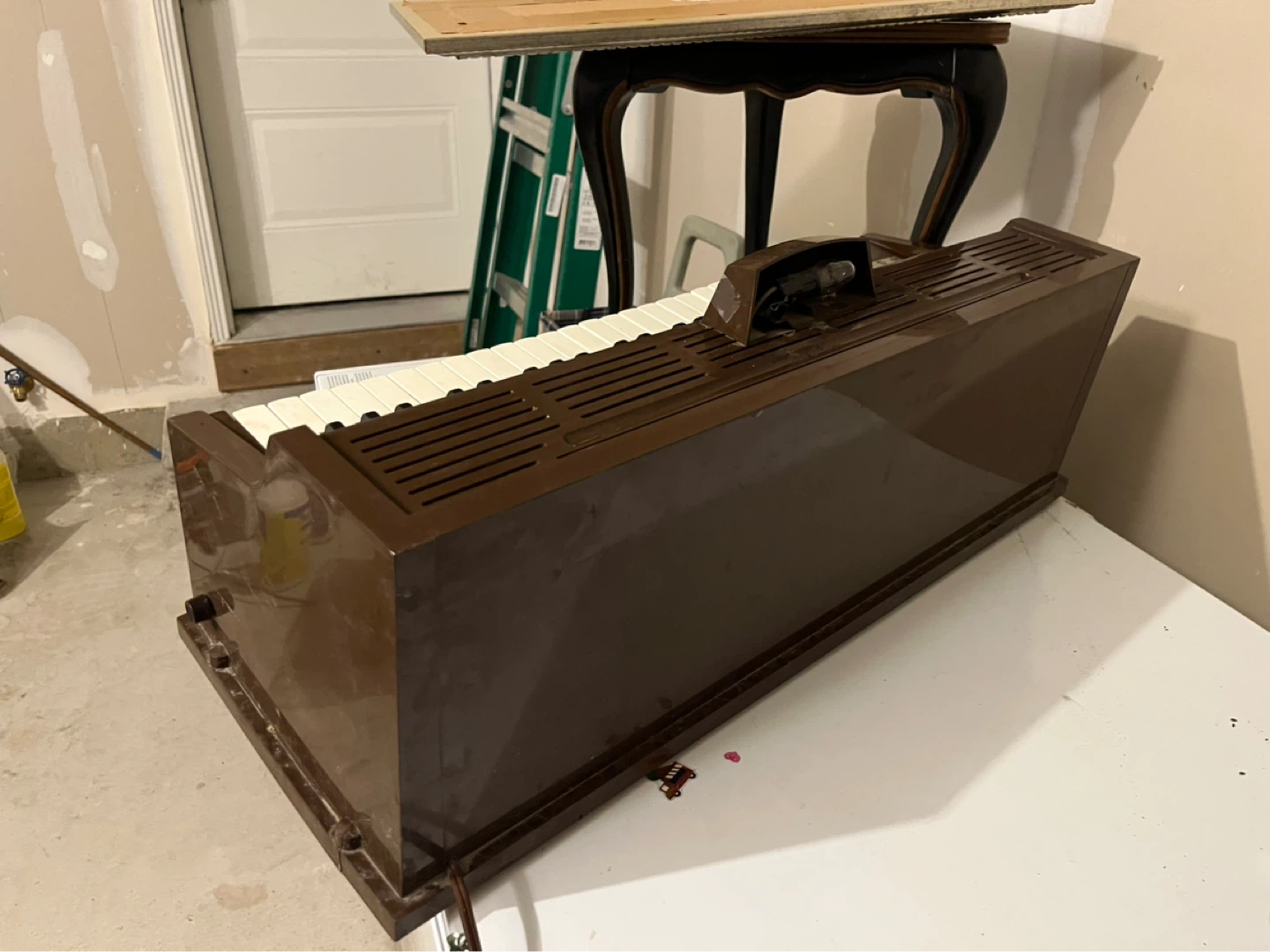 VINTAGE Magnus Electric Chord Organ (1950s-60s) (Does Not Work) - photo 2