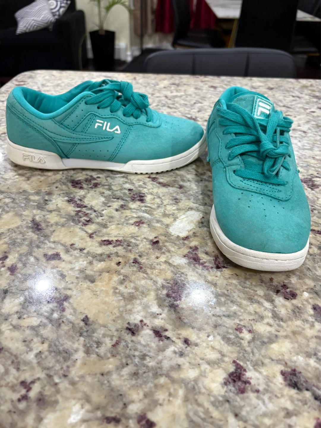 Turquoise Fila Sneakers size 5.5 - photo 4