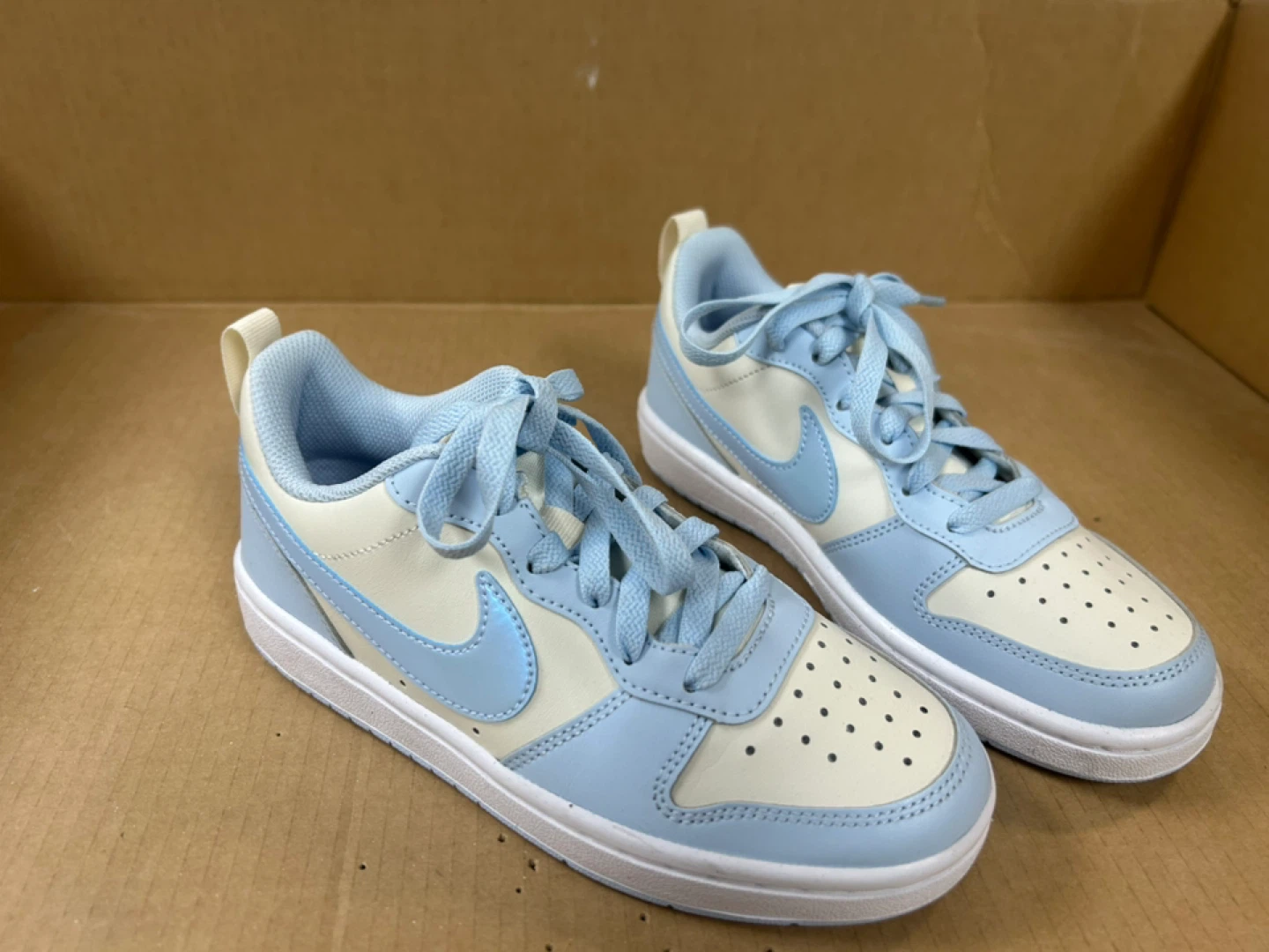Nike Women's Sneakers Light Blue/Cream Size 7 - photo 3