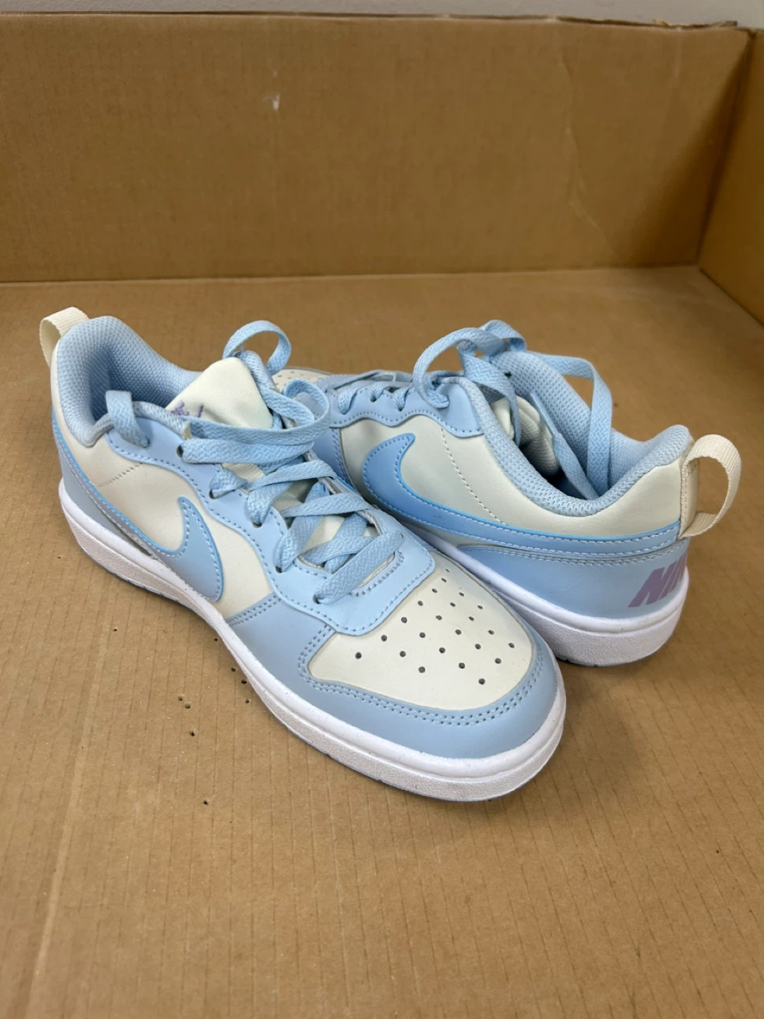 Nike Women's Sneakers Light Blue/Cream Size 7 - photo 2