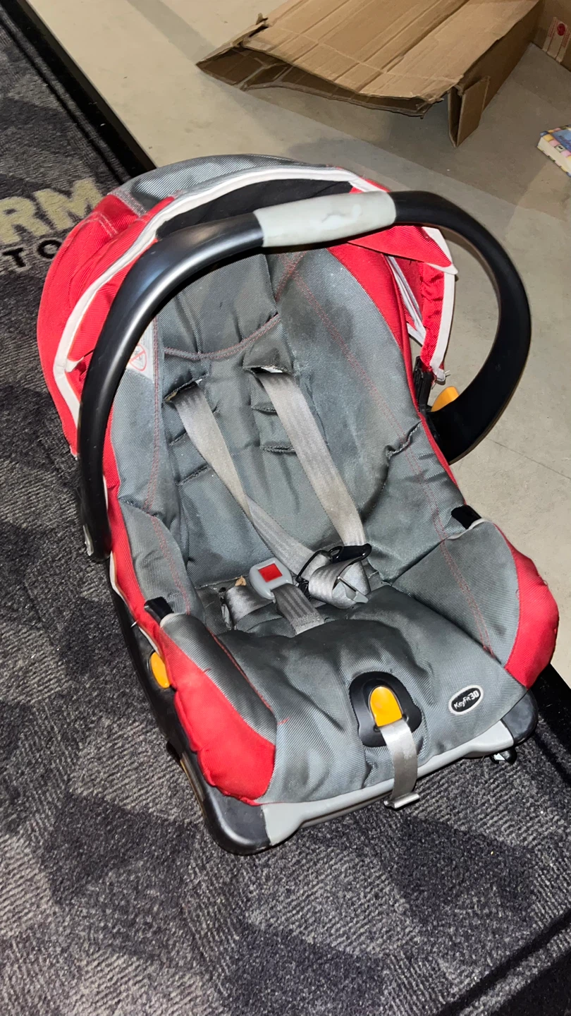 Chicco KeyFit Infant Car Seat - photo 2