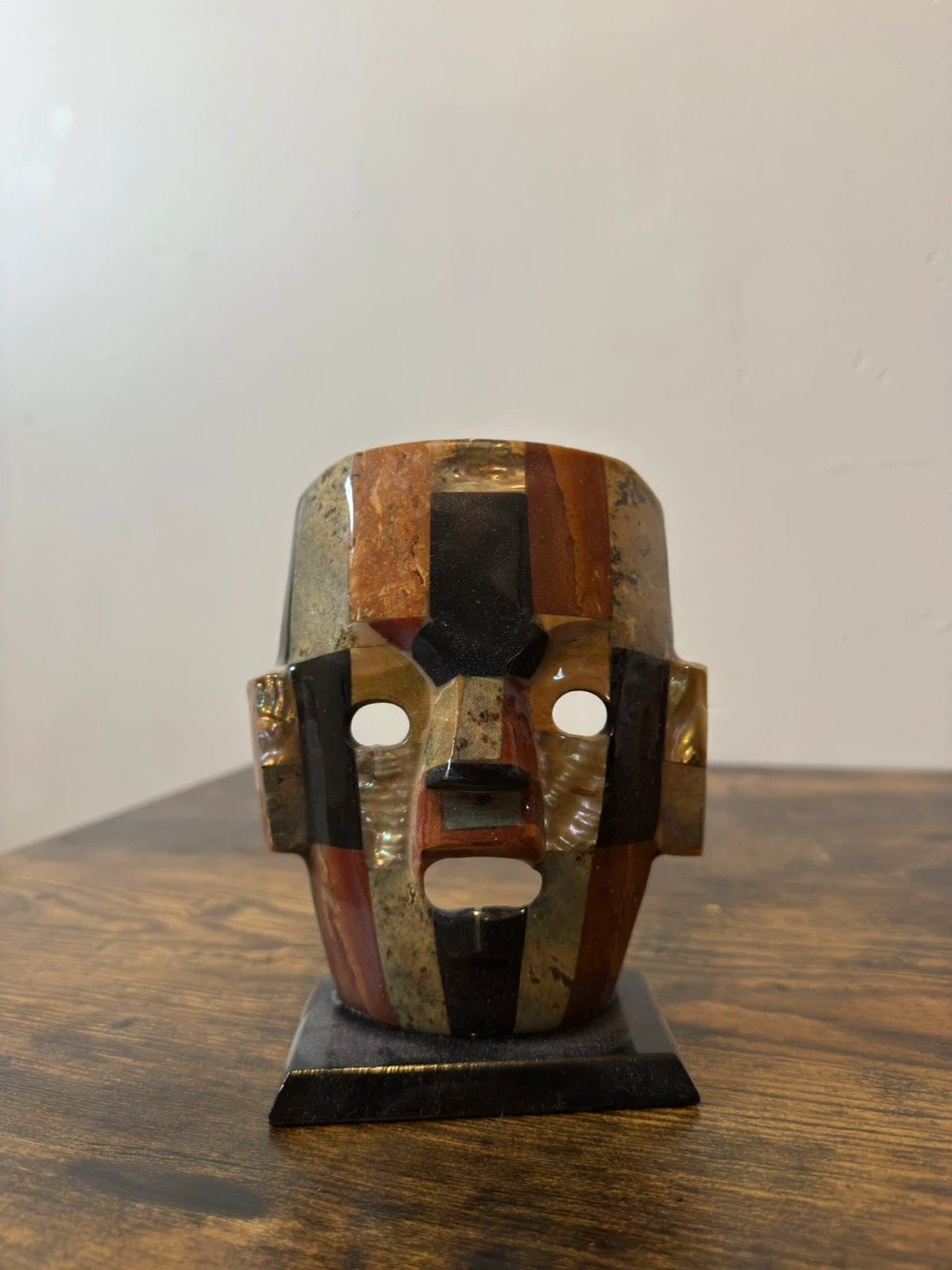 Stone Mask Decorative Figurine - photo 2