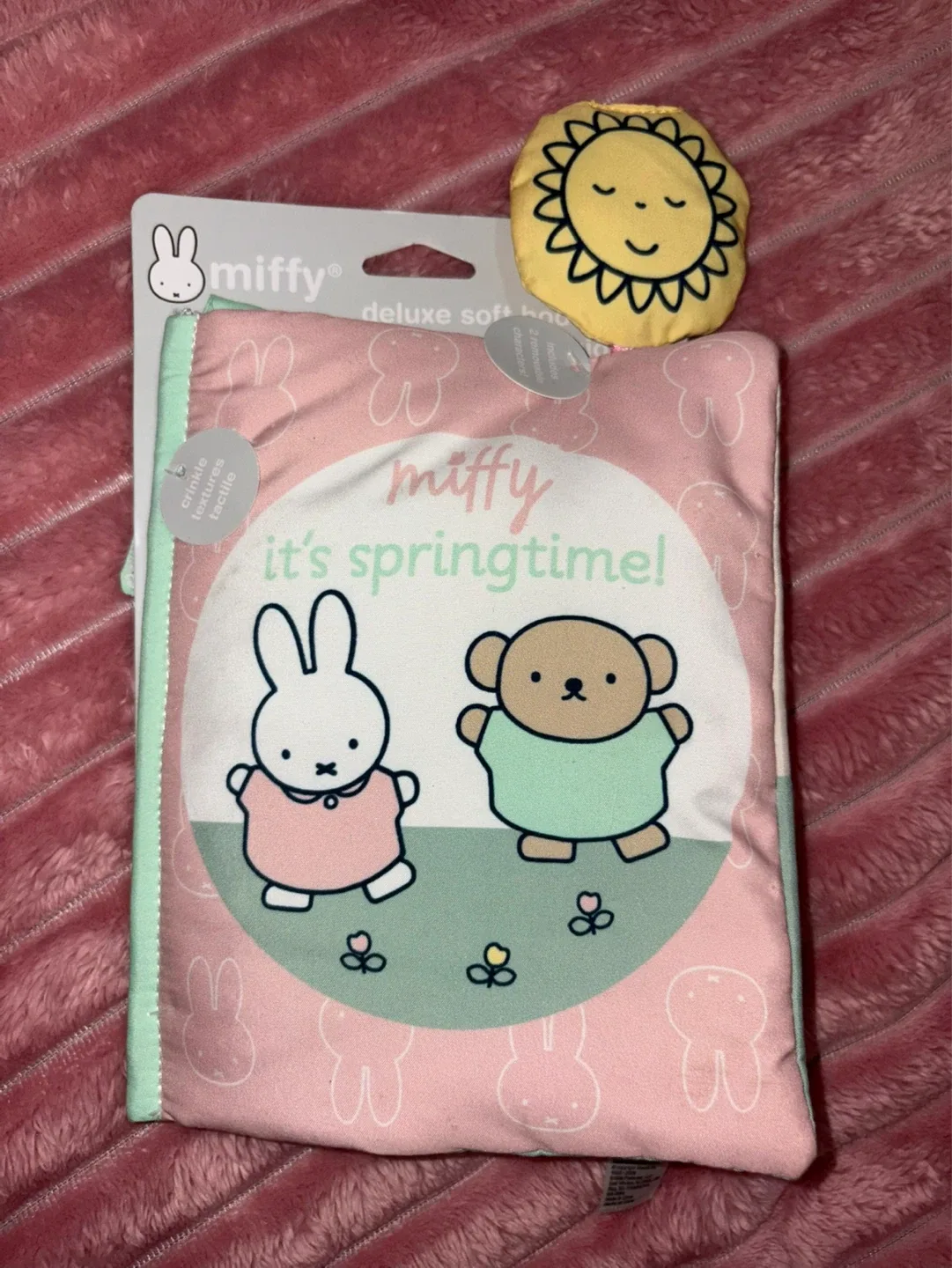 Miffy Deluxe Soft Book - It's Springtime! - photo 2