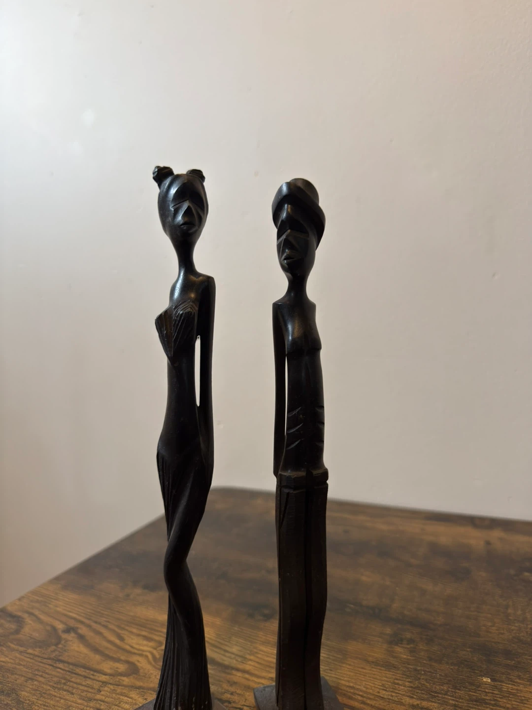 Wooden Figurine - Tall Woman - photo 4
