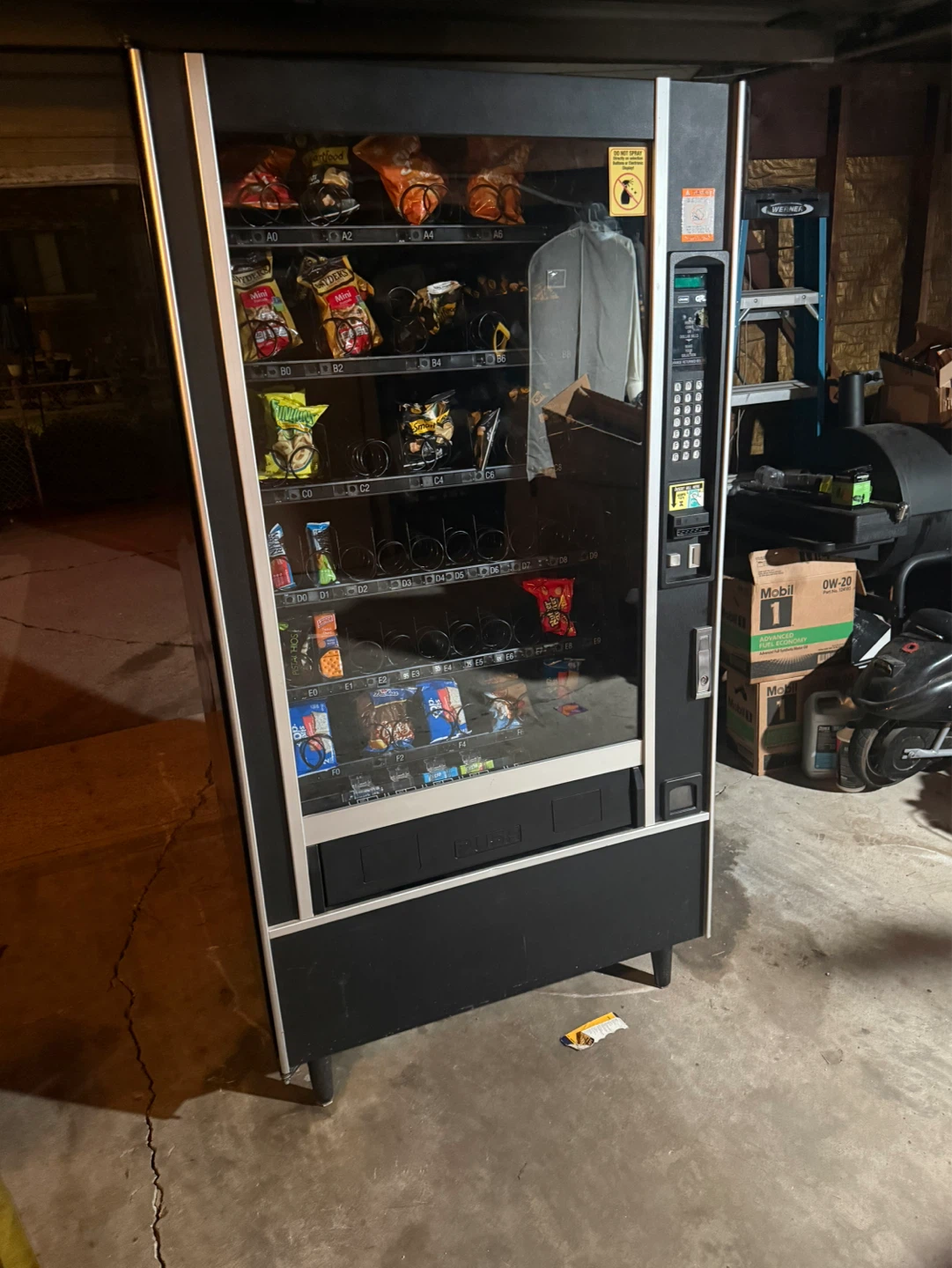 Crane GPL Model 159 Vending Machine