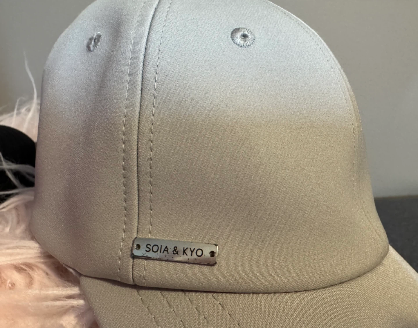 Karl Lagerfeld Pink Cap & Soia & Kyo Grey Cap - photo 5
