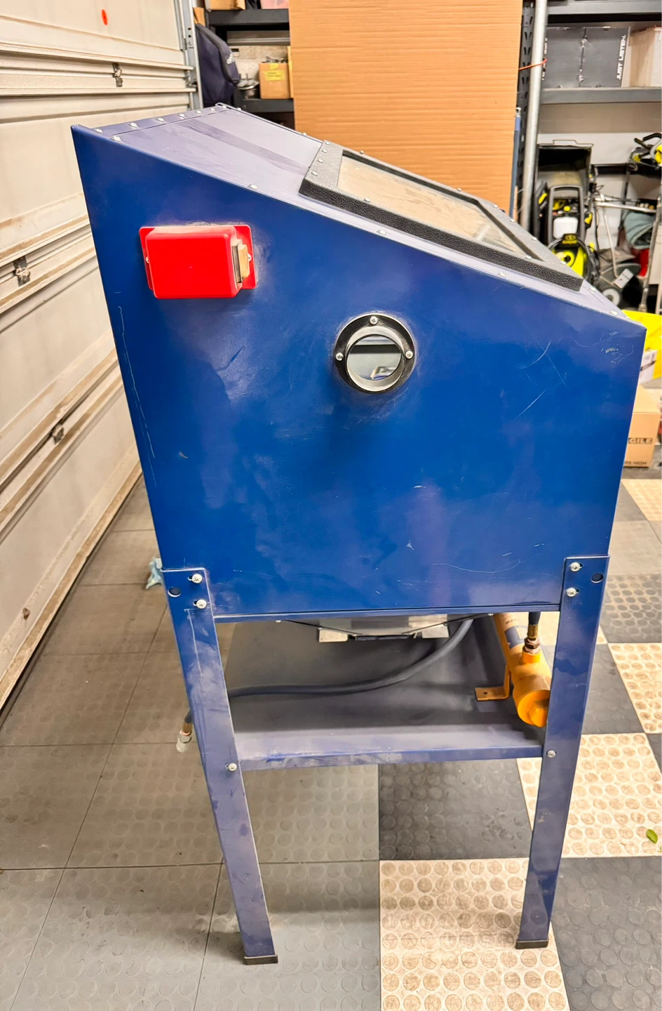 Power fist  Abrasive Blasting Cabinet - photo 3
