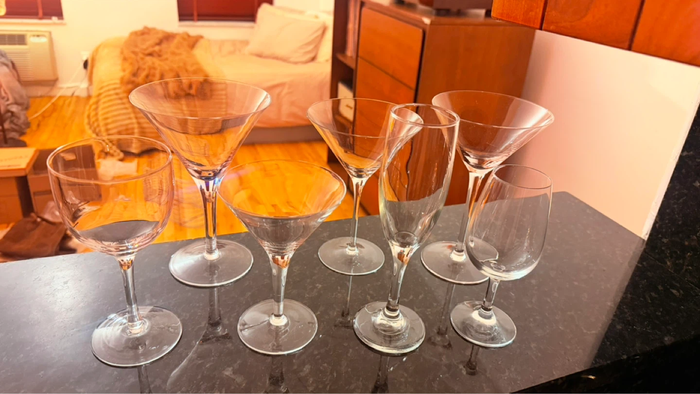 Curated Barware Glass Set – Martini, Champagne & Wine Glasses - photo 2