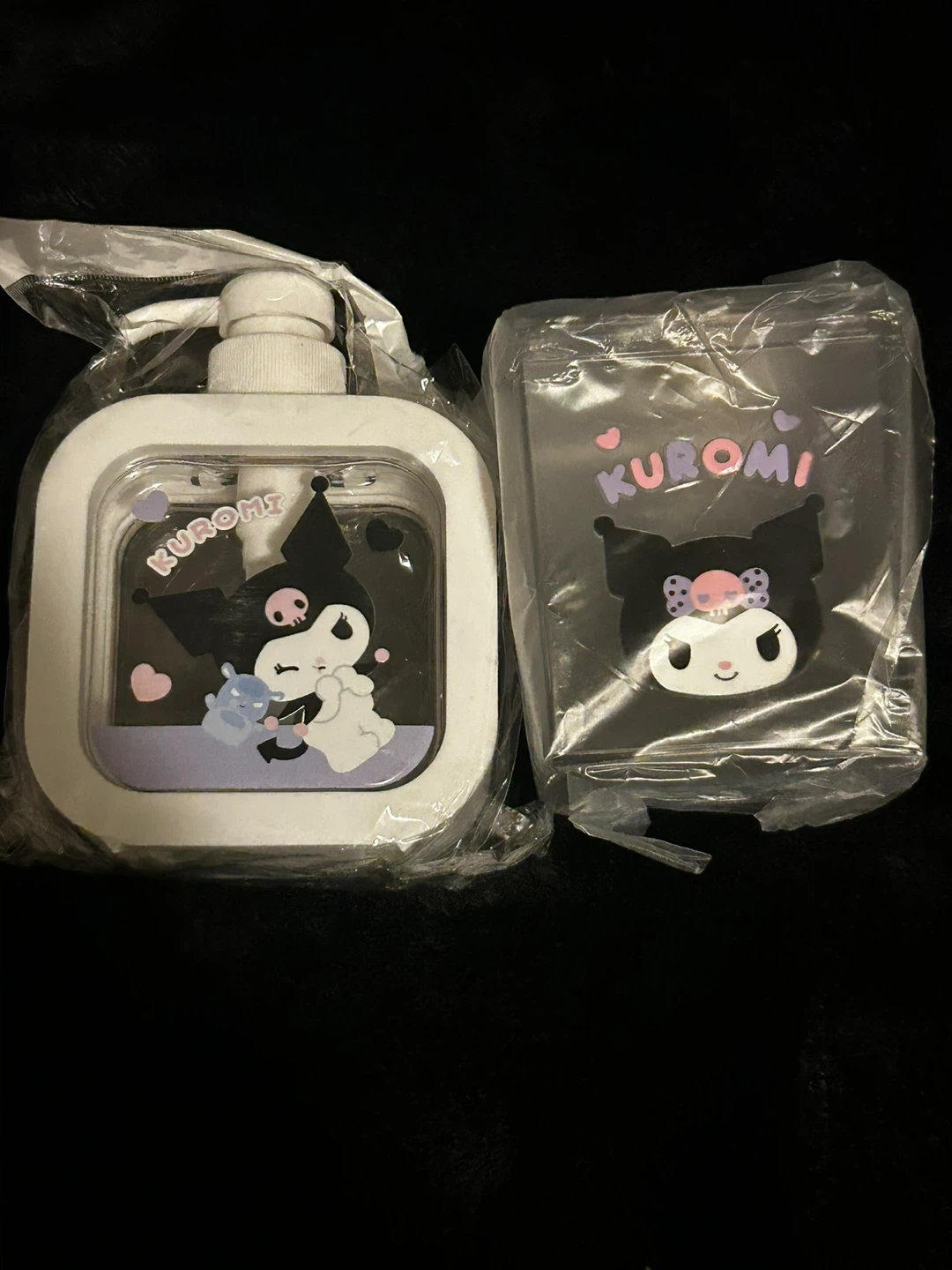 Kuromi & Hello Kitty Soap Dispenser Set