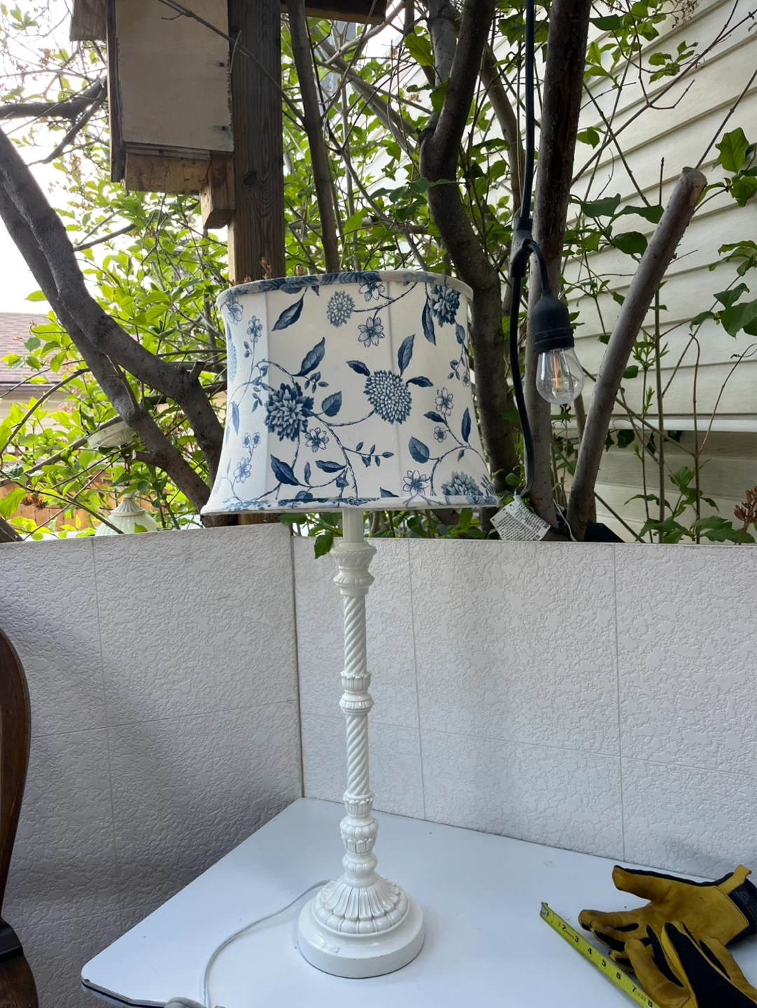 White Table Lamp with Blue Floral Shade - photo 2