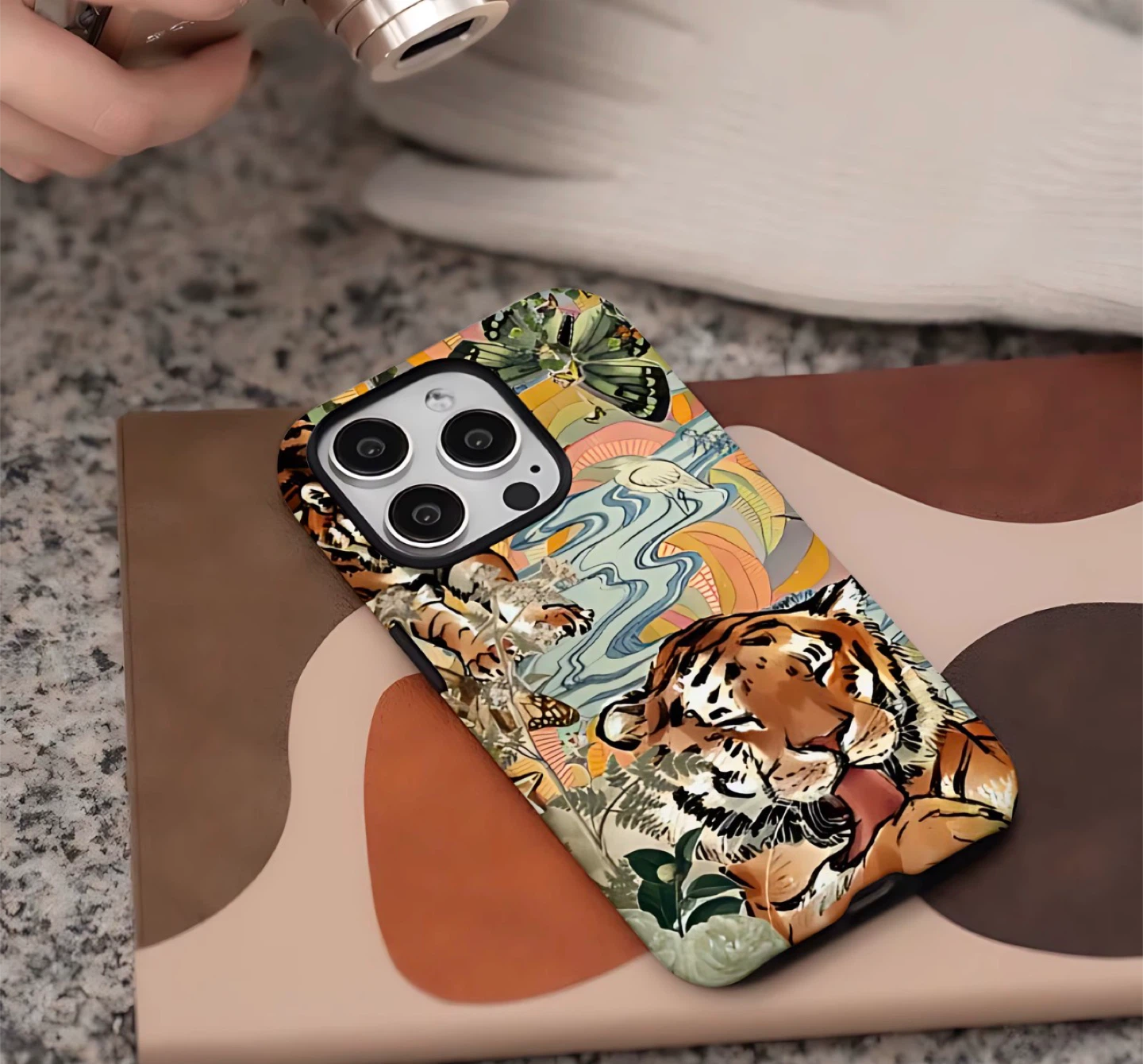 iPhone 14 Pro Max Phone Case with Tiger Design