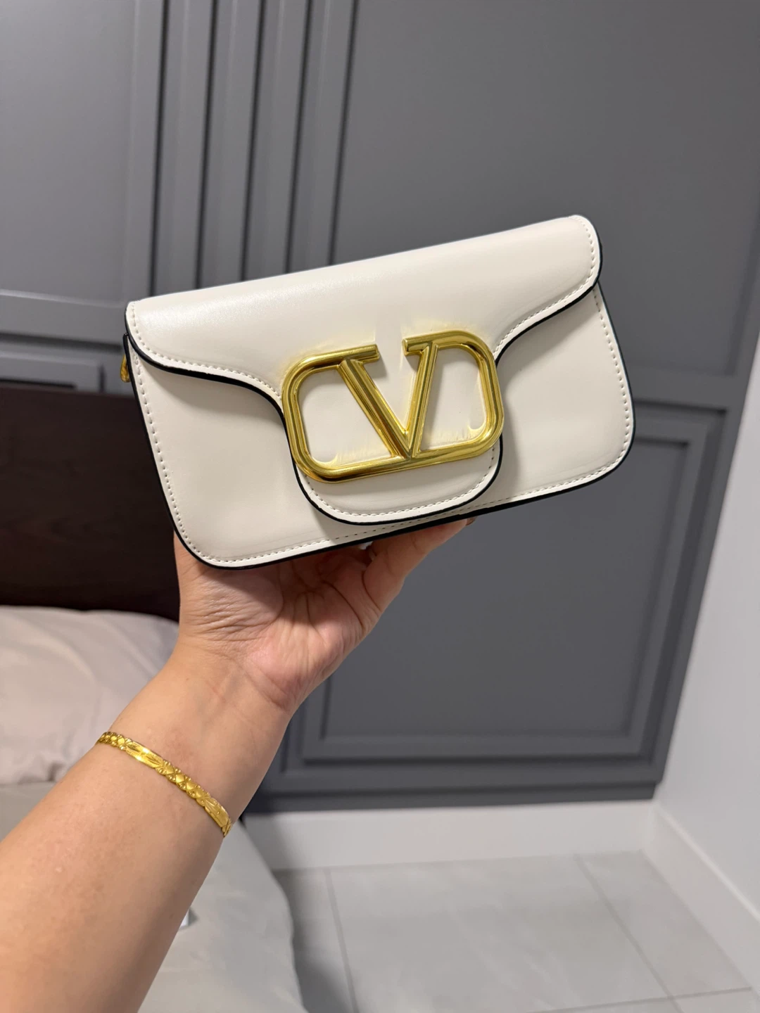 Valentino White VLogo Shoulder Bag