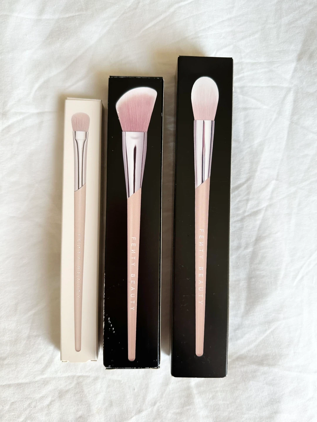 🆕 Fenty Beauty Makeup Brushes Set eyeshadow, blush, highlighter