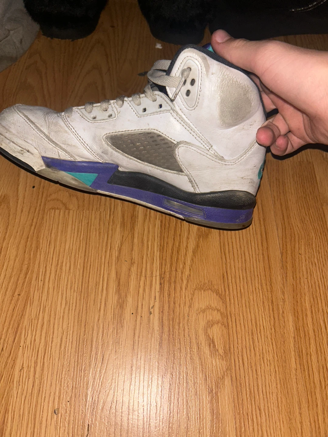 Air Jordan 5 "Grape" Sneakers - photo 5