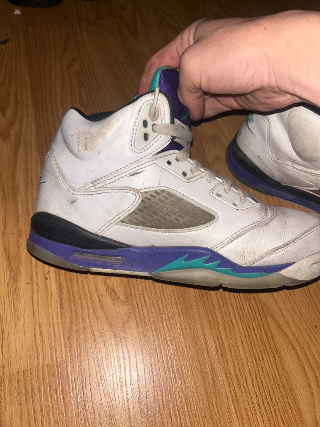 Air Jordan 5 "Grape" Sneakers - photo 4
